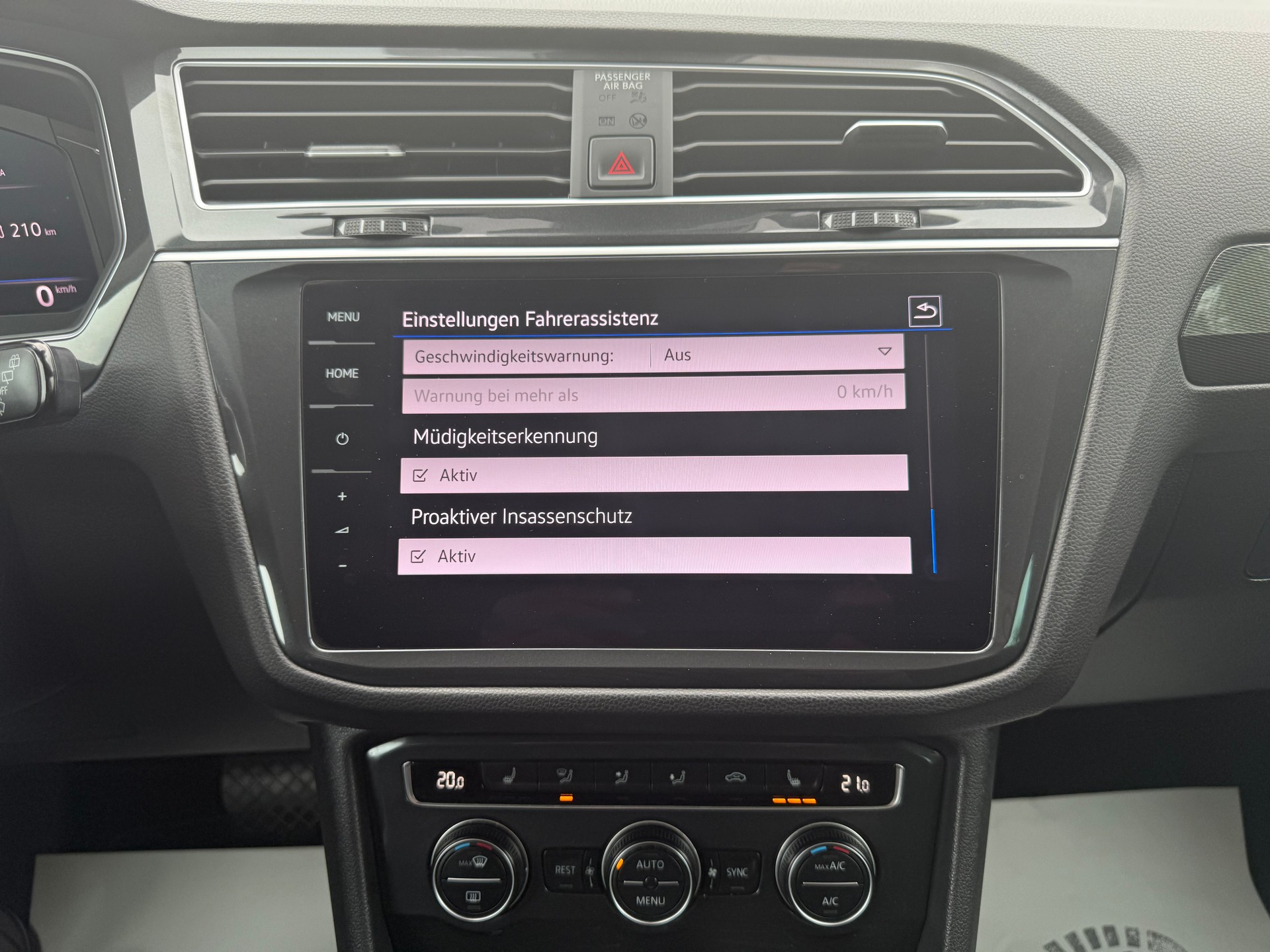 VW Tiguan 2.0TSI Highline 4Motion DSG-image-9