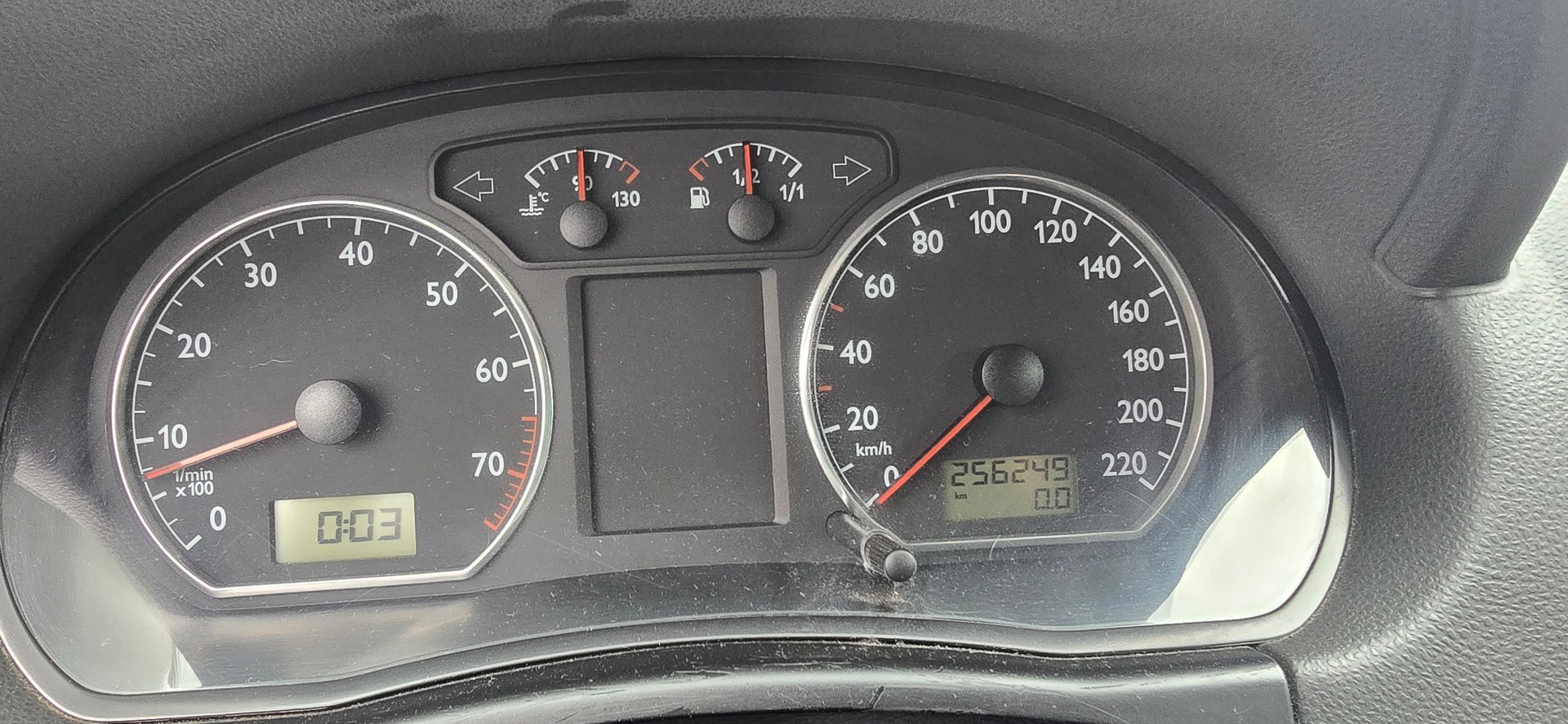 VW Polo 1.4 16V Highline-image-13