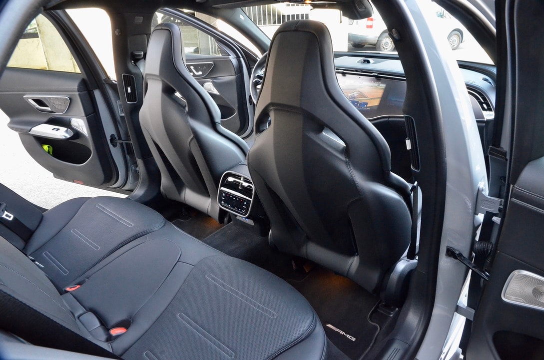 MERCEDES-BENZ E 53 AMG Hybrid 4Matic+ 9G-Tronic-showroom-element-2