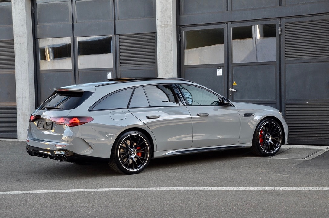 MERCEDES-BENZ E 53 AMG Hybrid 4Matic+ 9G-Tronic-image-24