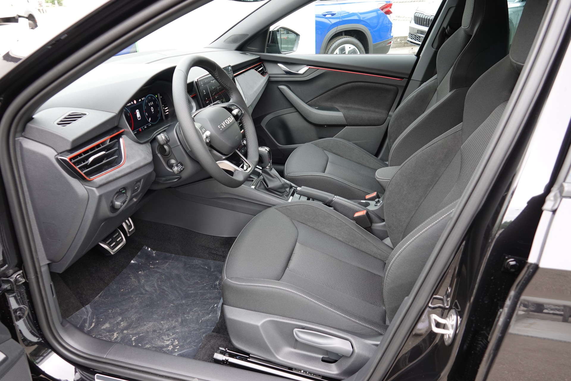 SKODA Scala 1.5 TSI Dynamic DSG-image-11