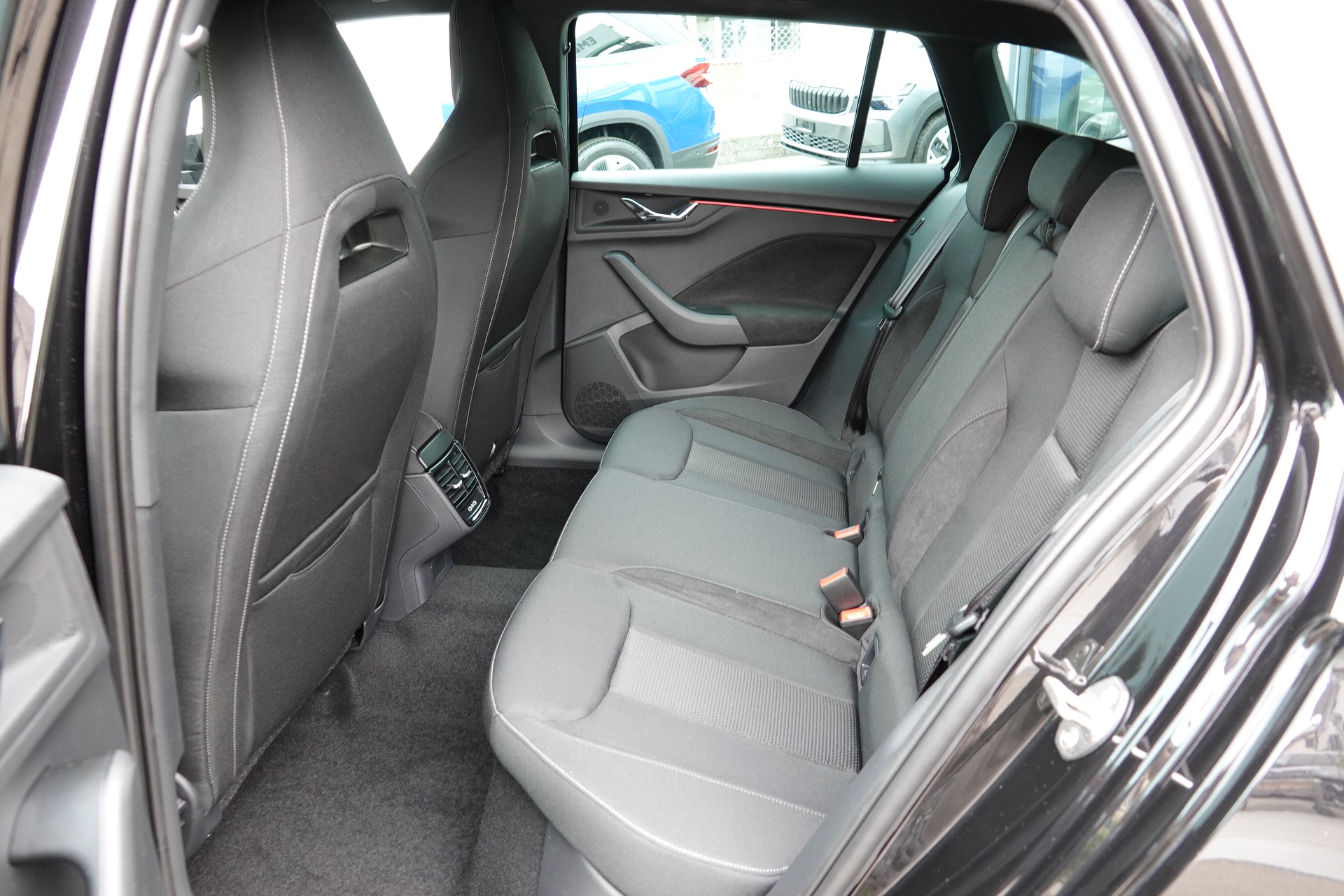 SKODA Scala 1.5 TSI Dynamic DSG-image-13