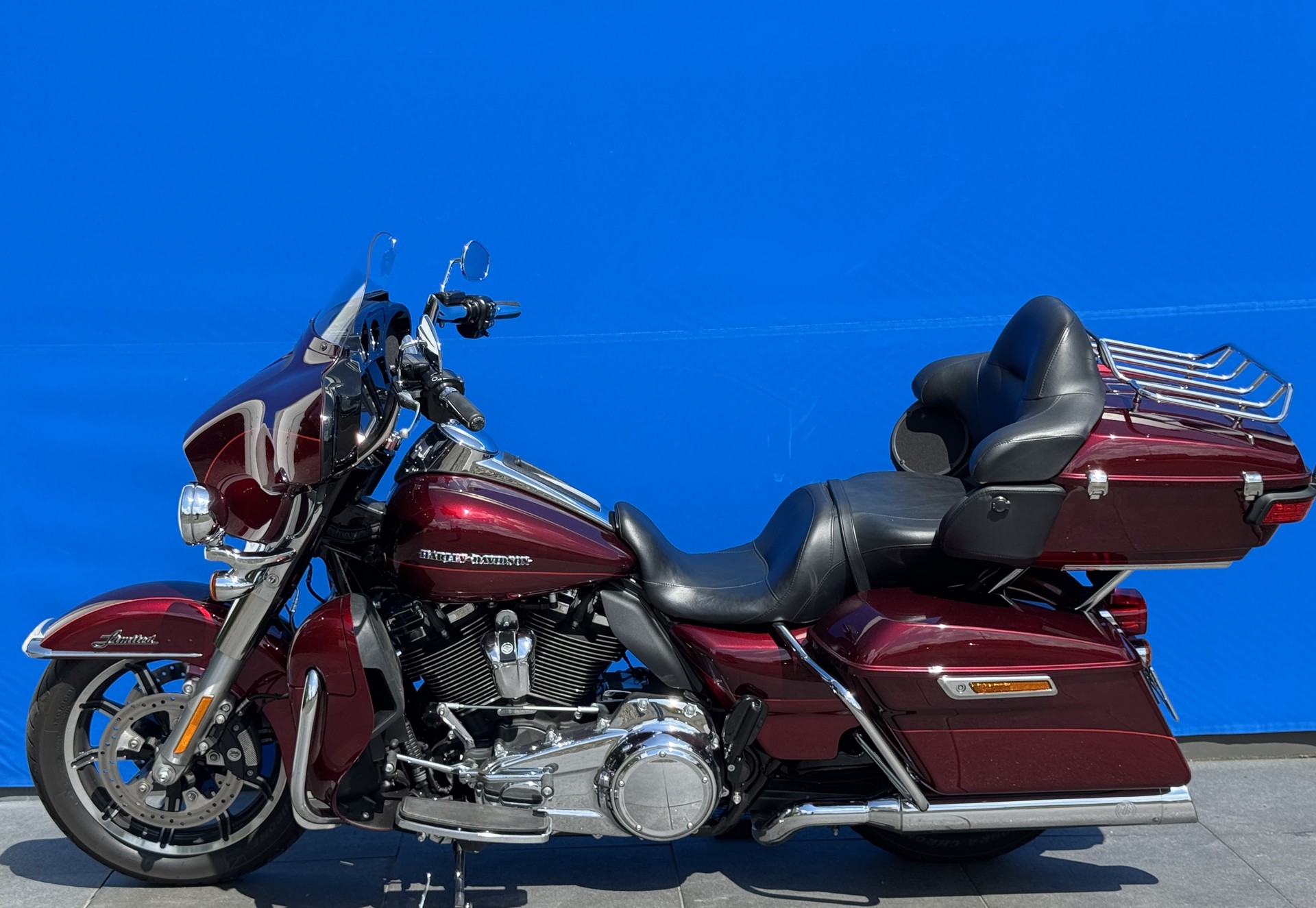 HARLEY-DAVIDSON FLHTK Electra Glide Ultra Limited Low 107-showroom-element-1