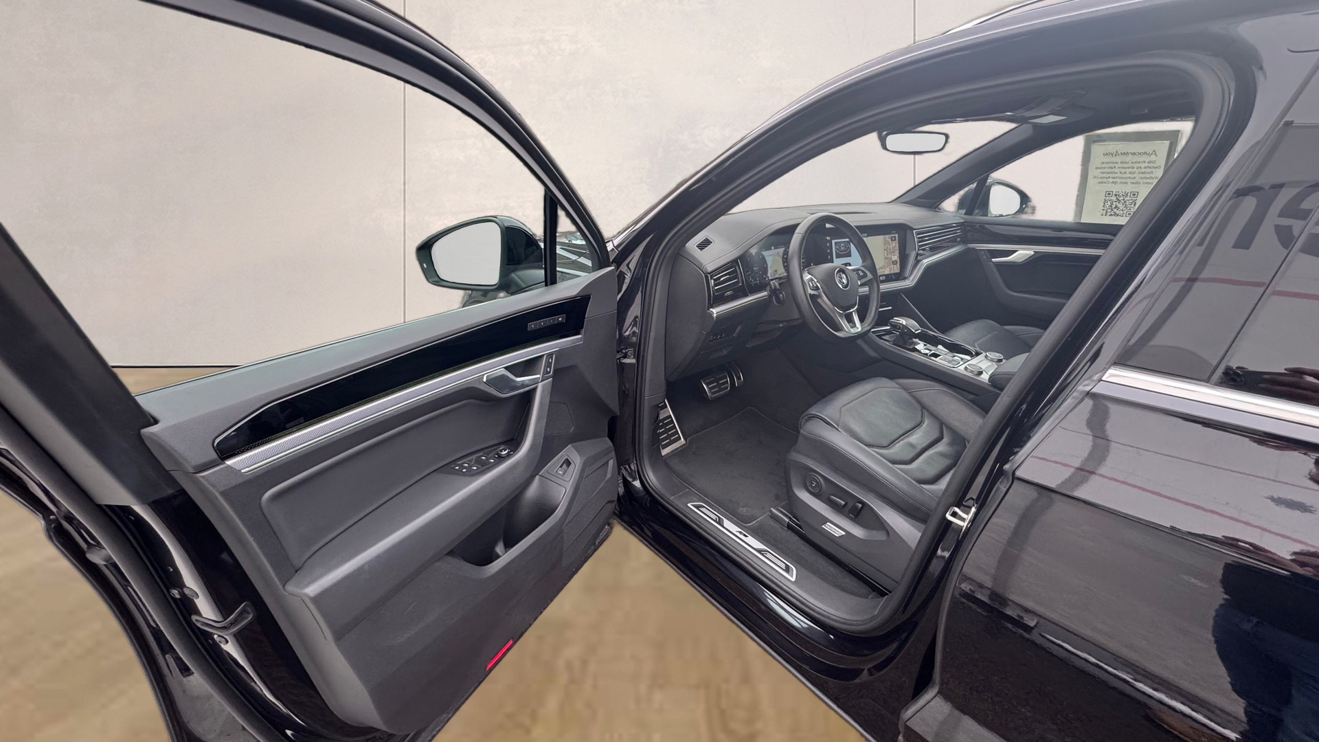 VW Touareg 3.0 TDI R Line Tiptronic-image-21