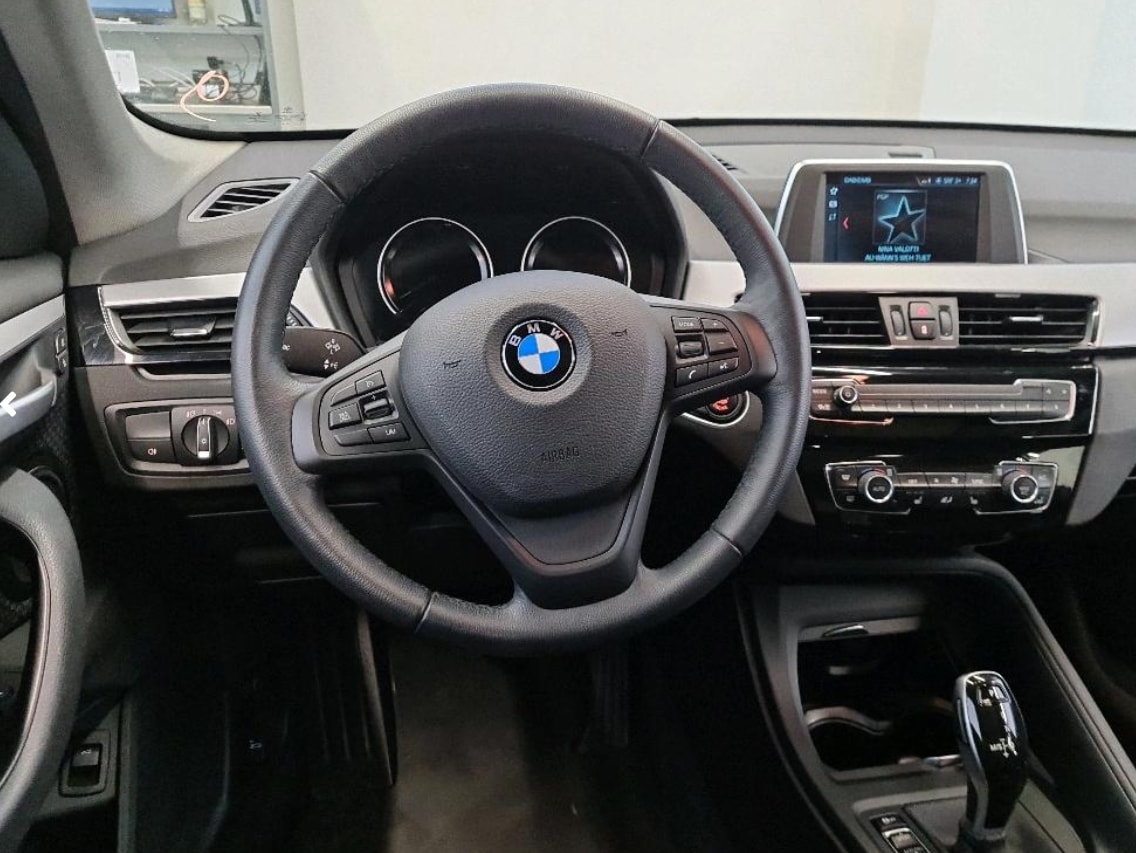 BMW X1 sDrive 18i Steptronic DSK-image-7