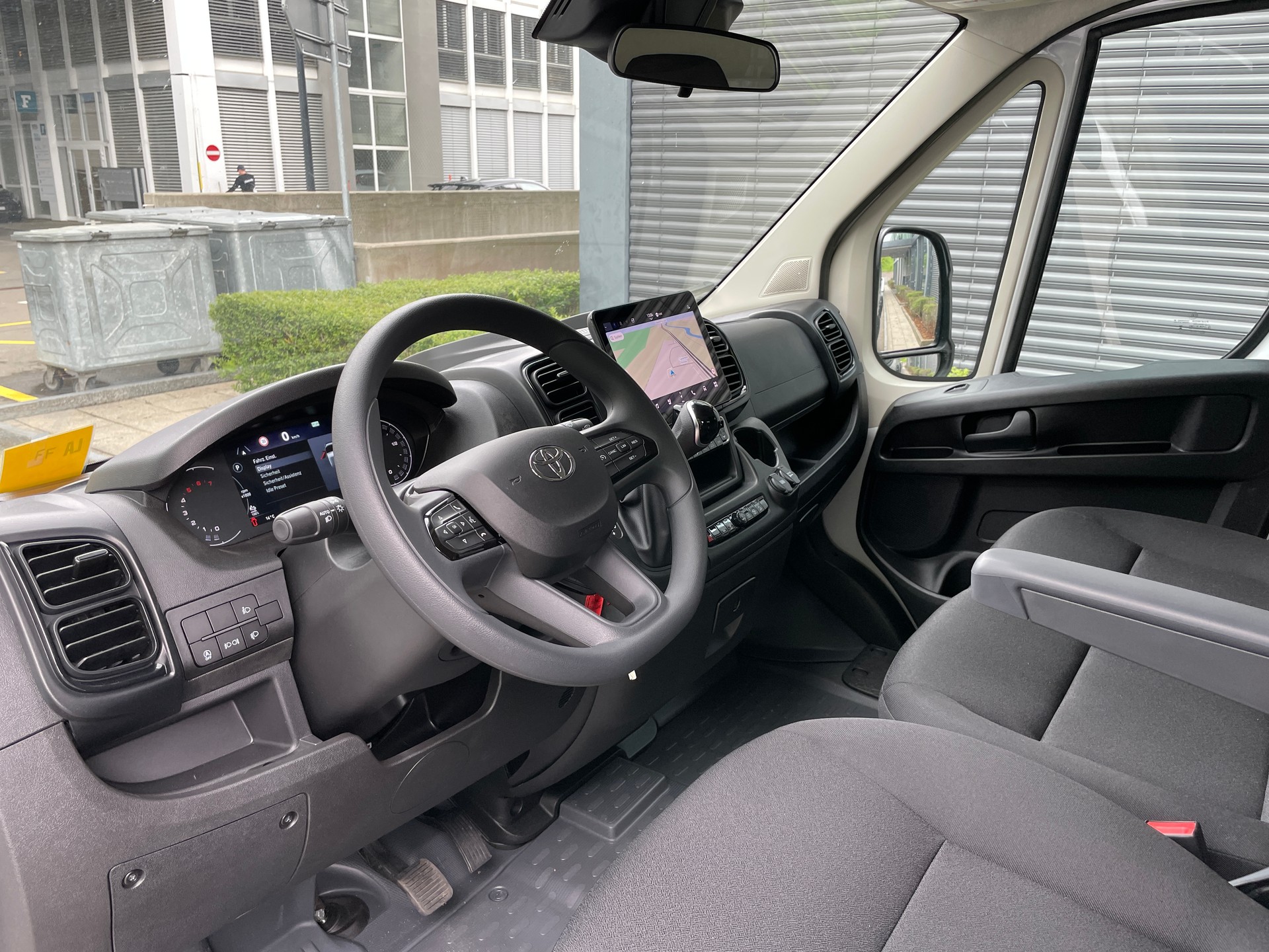 TOYOTA Proace MAX 2.2D DK Chassis HD Active 3,5t L3H1 Aut. Pritsche-image-8