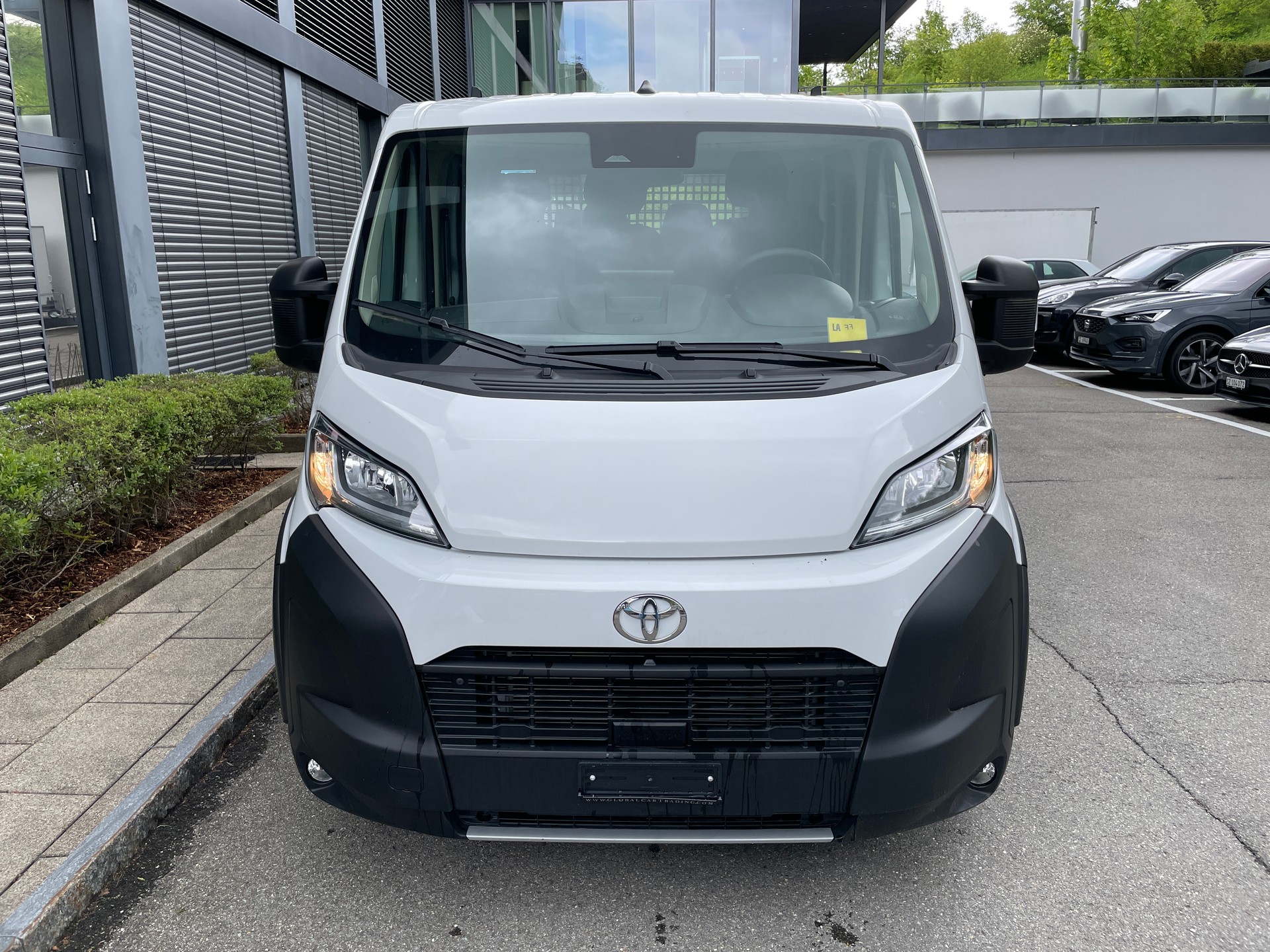 TOYOTA Proace MAX 2.2D DK Chassis HD Active 3,5t L3H1 Aut. Pritsche-image-7