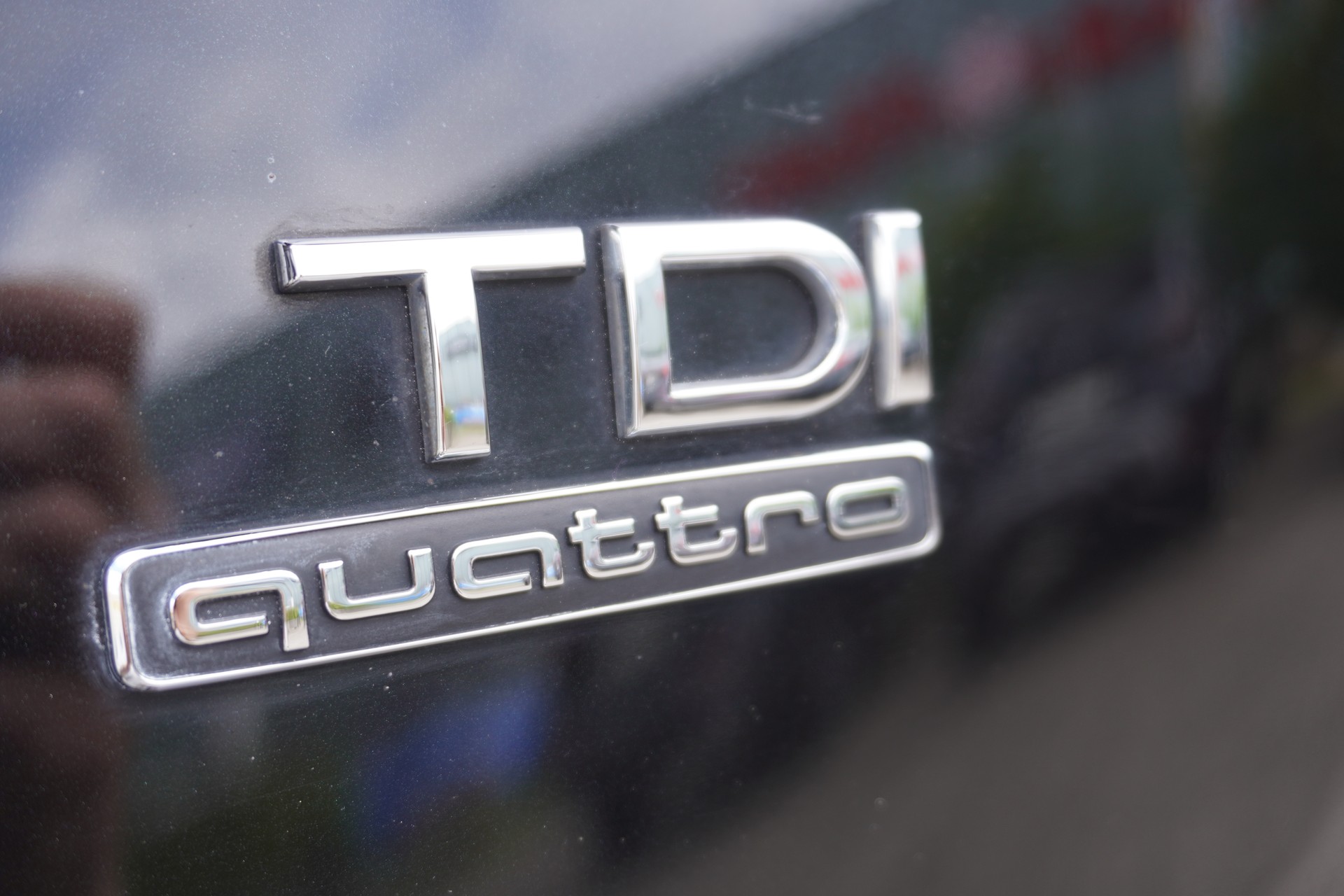 AUDI Q5 2.0 TDI quattro S-tronic S-LINE!!!-image-10