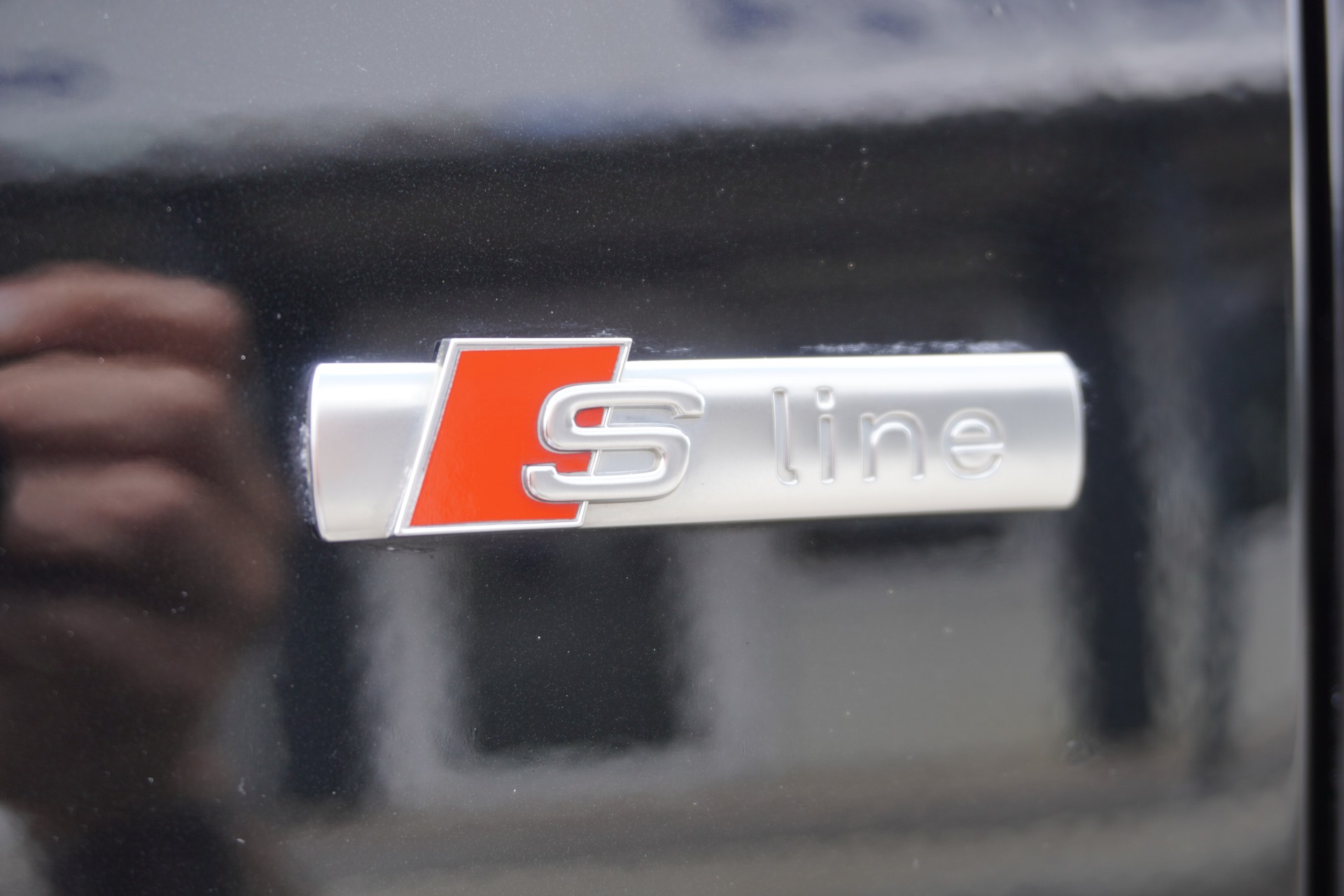 AUDI Q5 2.0 TDI quattro S-tronic S-LINE!!!-image-9