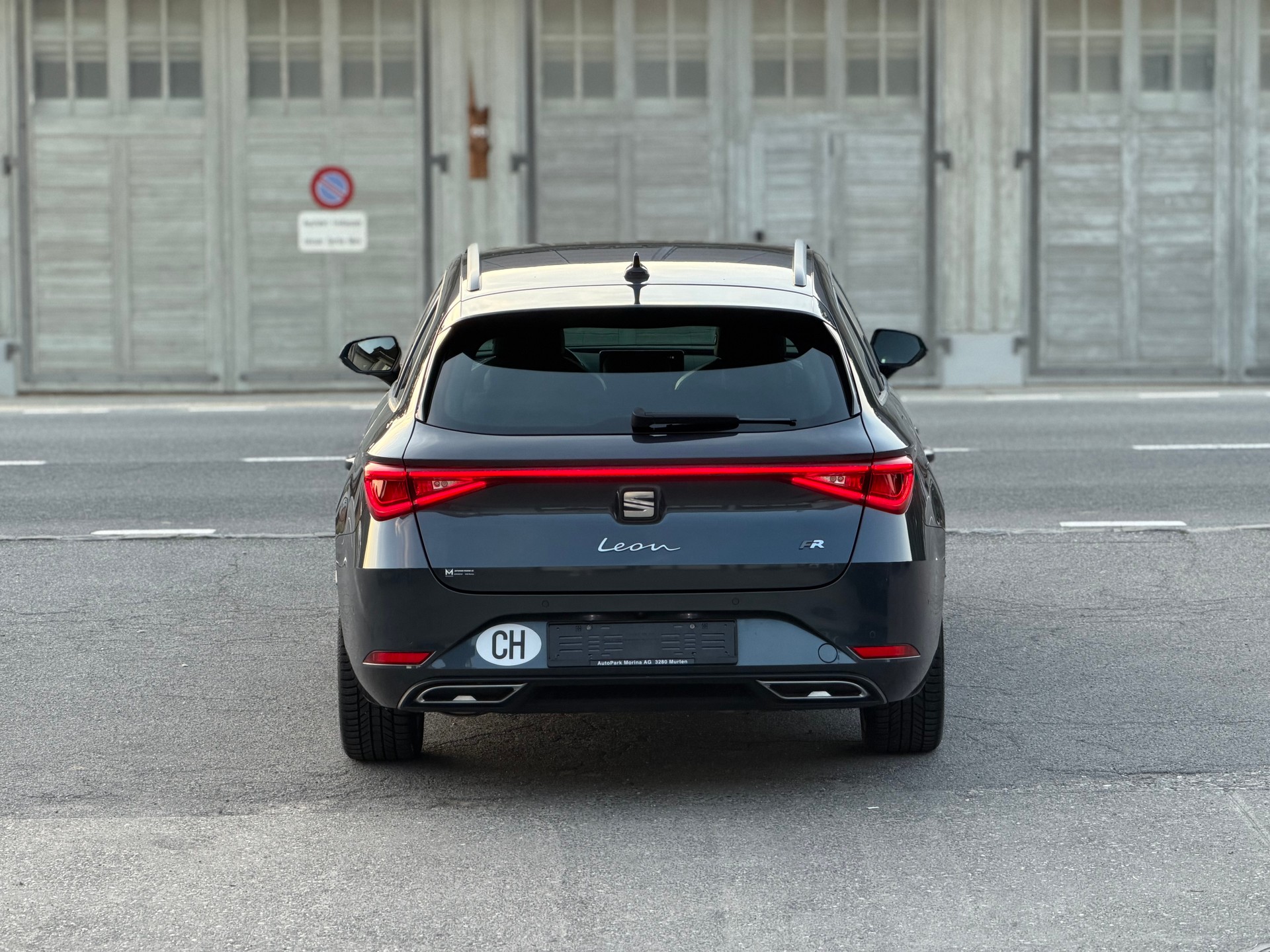 SEAT Leon ST 1.5 eTSI mHEV DSG FR-image-5