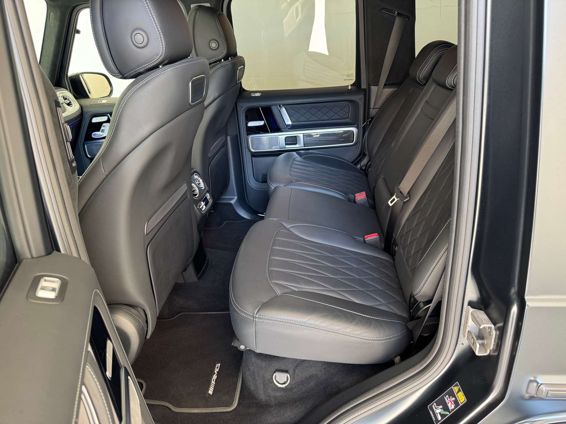 MERCEDES-BENZ G 63 AMG Speedshift Plus G-Tronic ## CH Auto con gratis service-image-13
