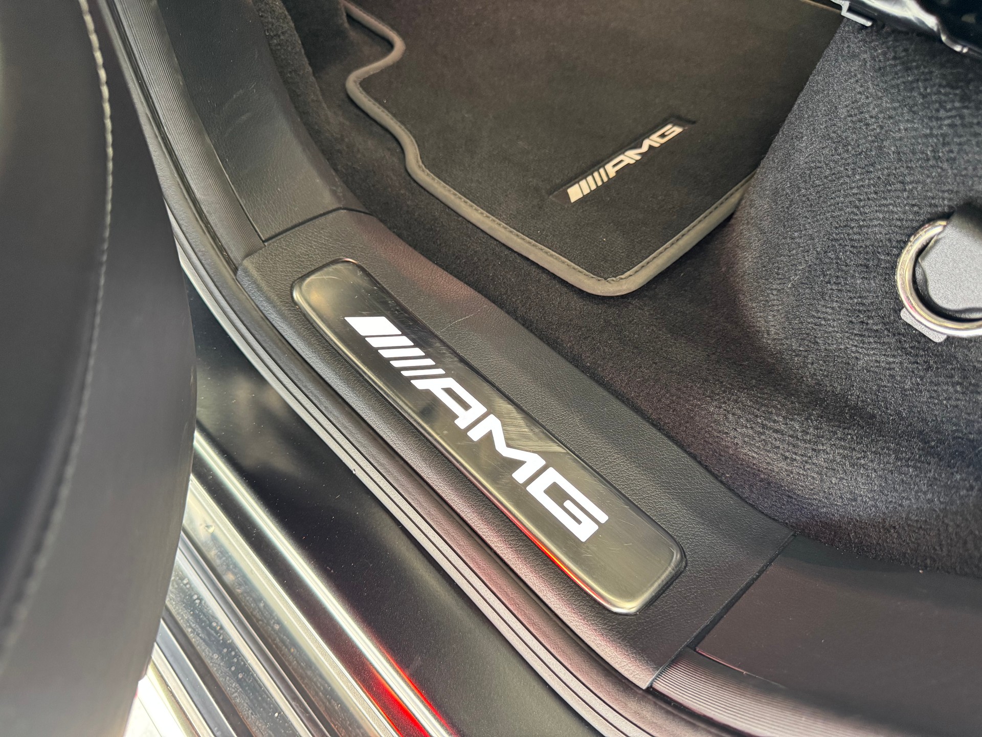 MERCEDES-BENZ G 63 AMG Speedshift Plus G-Tronic ## CH Auto con gratis service-image-14