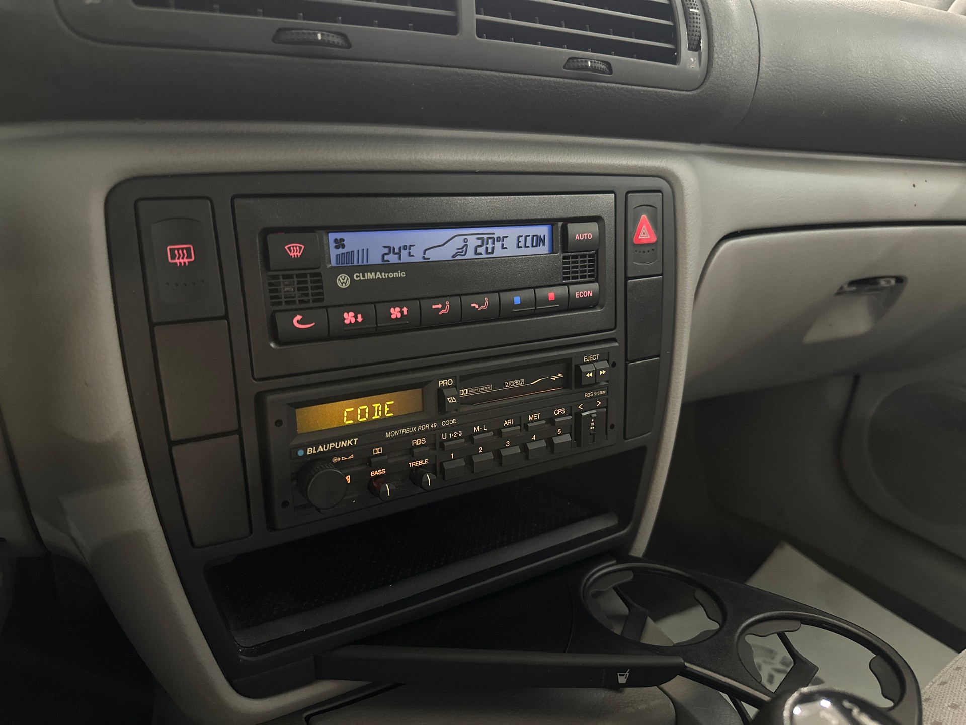 VW Passat Variant 1.8 Comfortline-image-16