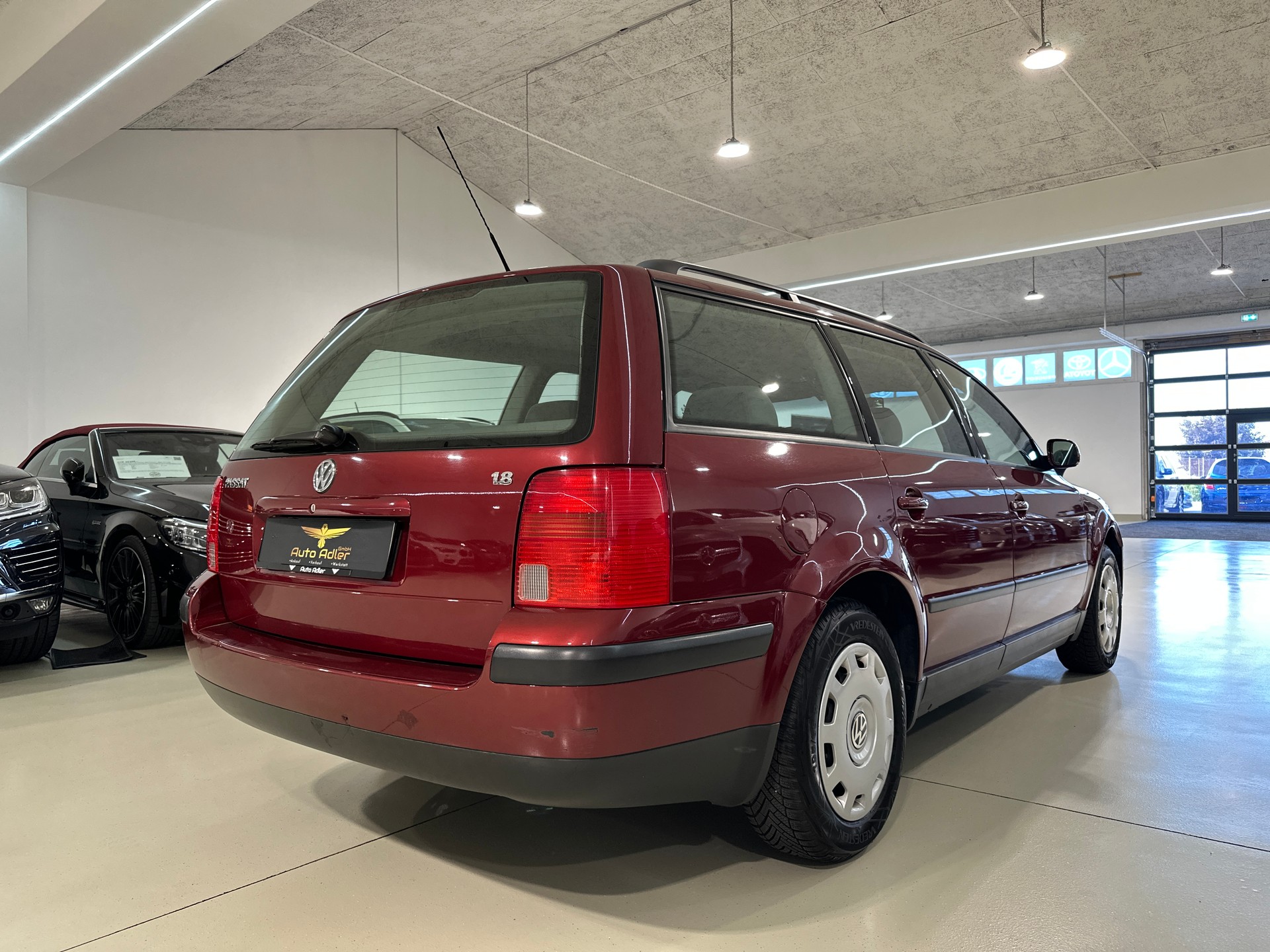 VW Passat Variant 1.8 Comfortline-image-8