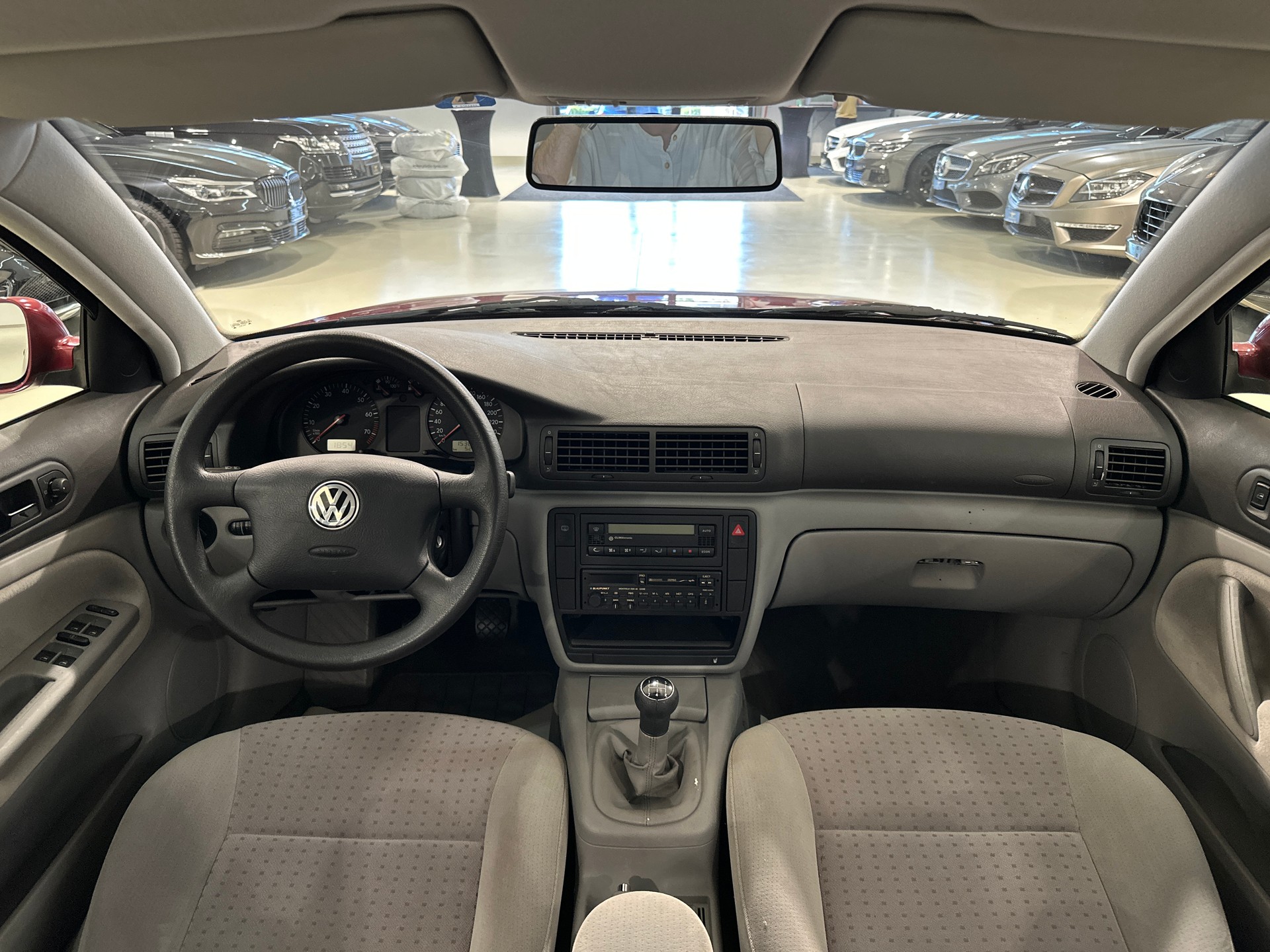 VW Passat Variant 1.8 Comfortline-image-13