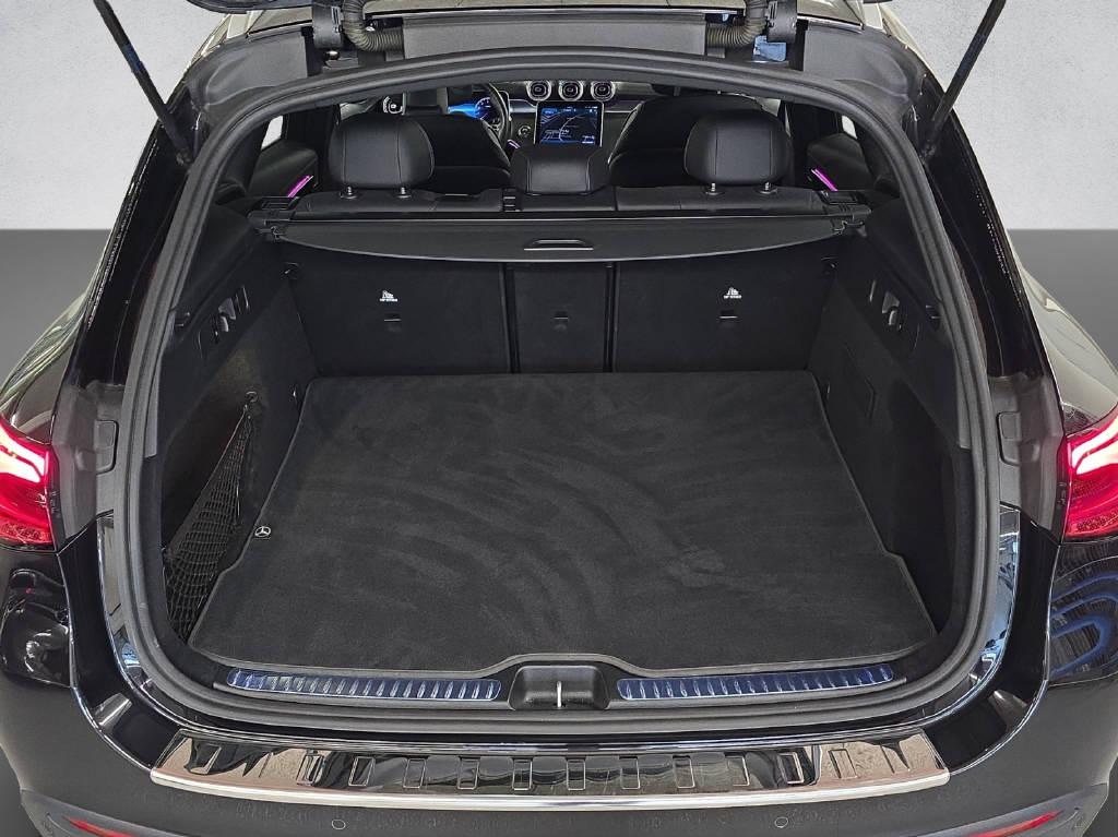 MERCEDES-BENZ GLC 200 AMG Line 4Matic-image-7