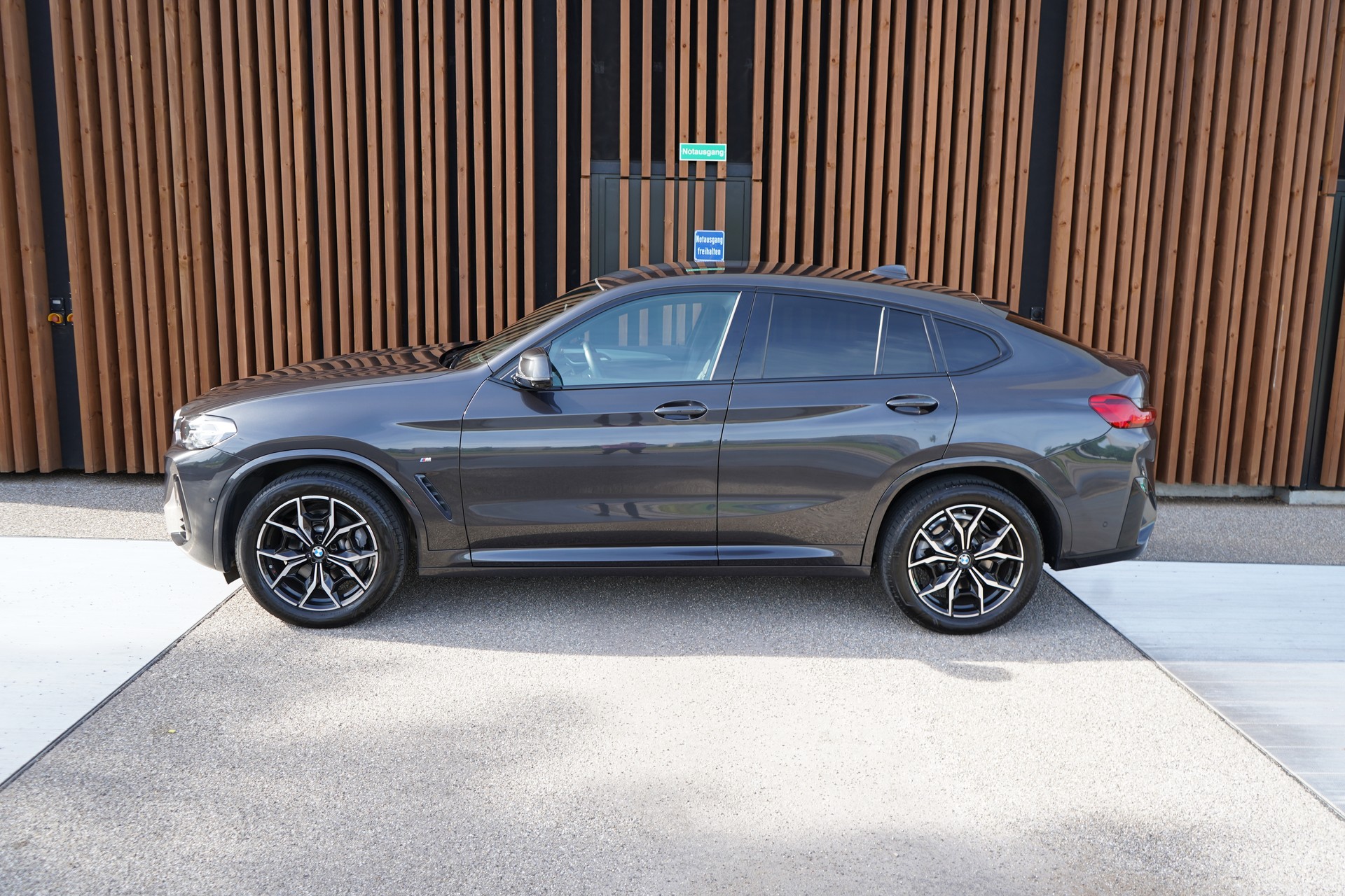 BMW X4 xDRIVE 48V 30i M SPORT PLUS STEPTRONIC l 245 PS-image-5