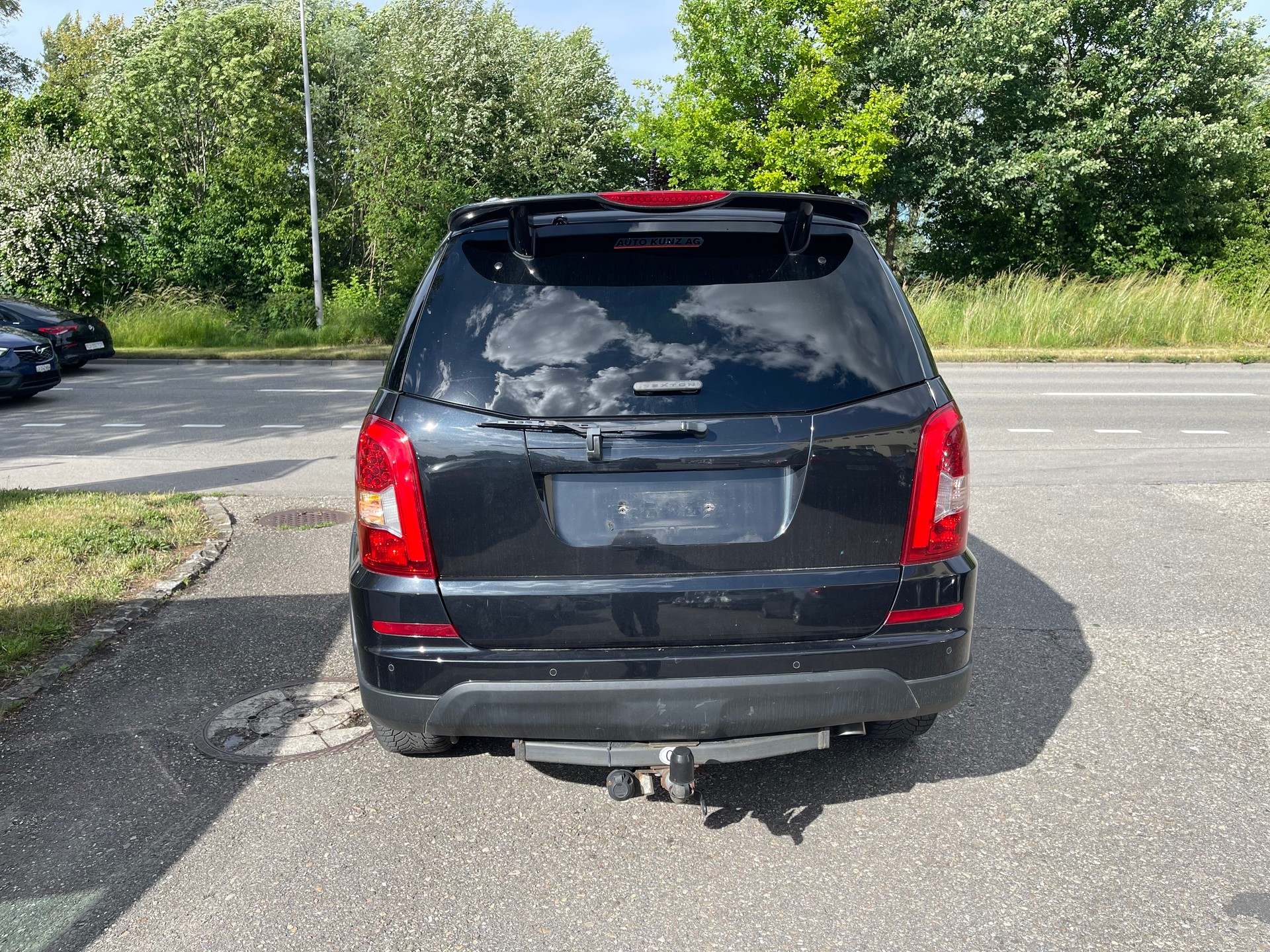 KGM-SsangYong Rexton RX200 e-XDi Sapphire 4WD Automatic-image-3