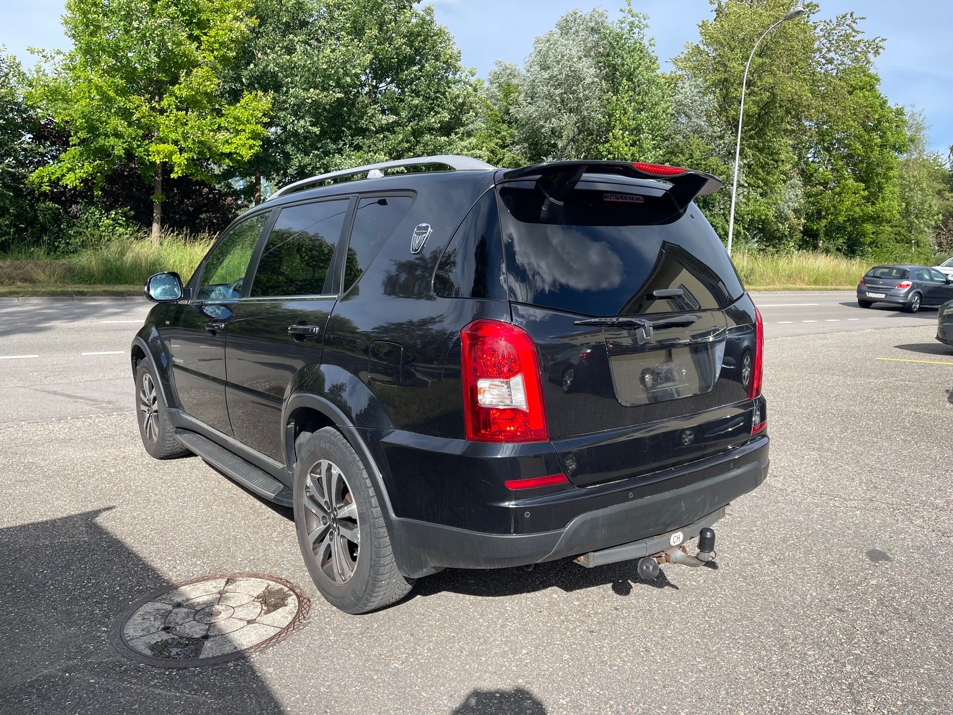 KGM-SsangYong Rexton RX200 e-XDi Sapphire 4WD Automatic-image-2