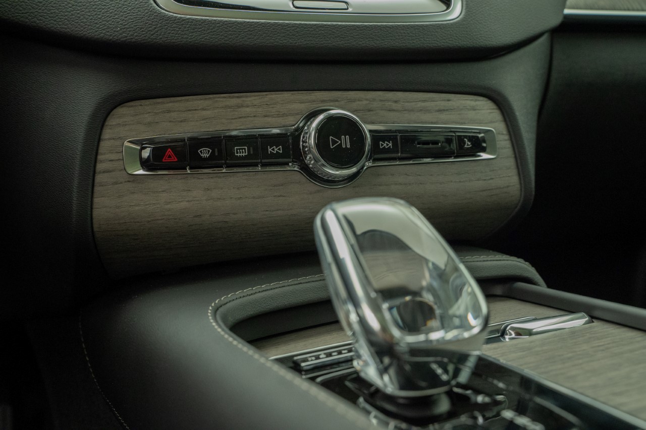VOLVO XC90 2.0 T8 TE XCLUSIVE Dark 7P. eAWD-image-10