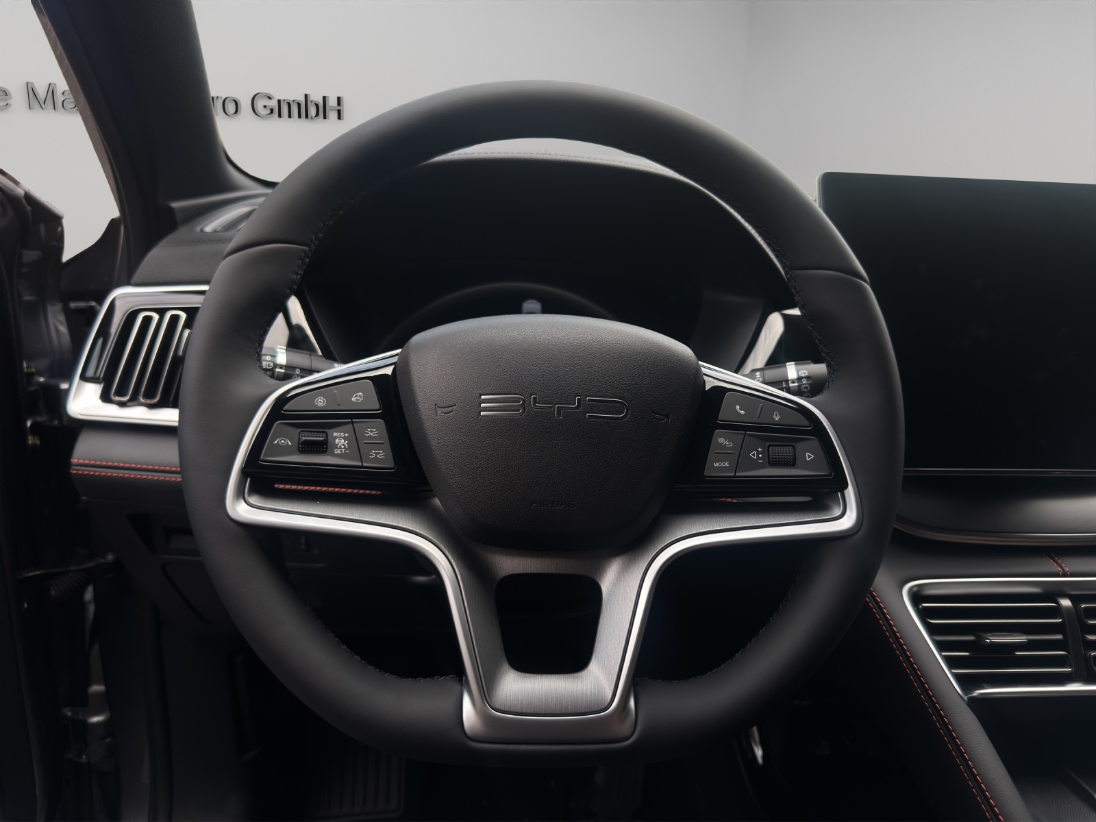 BYD Seal U DM-i Design AWD-image-9