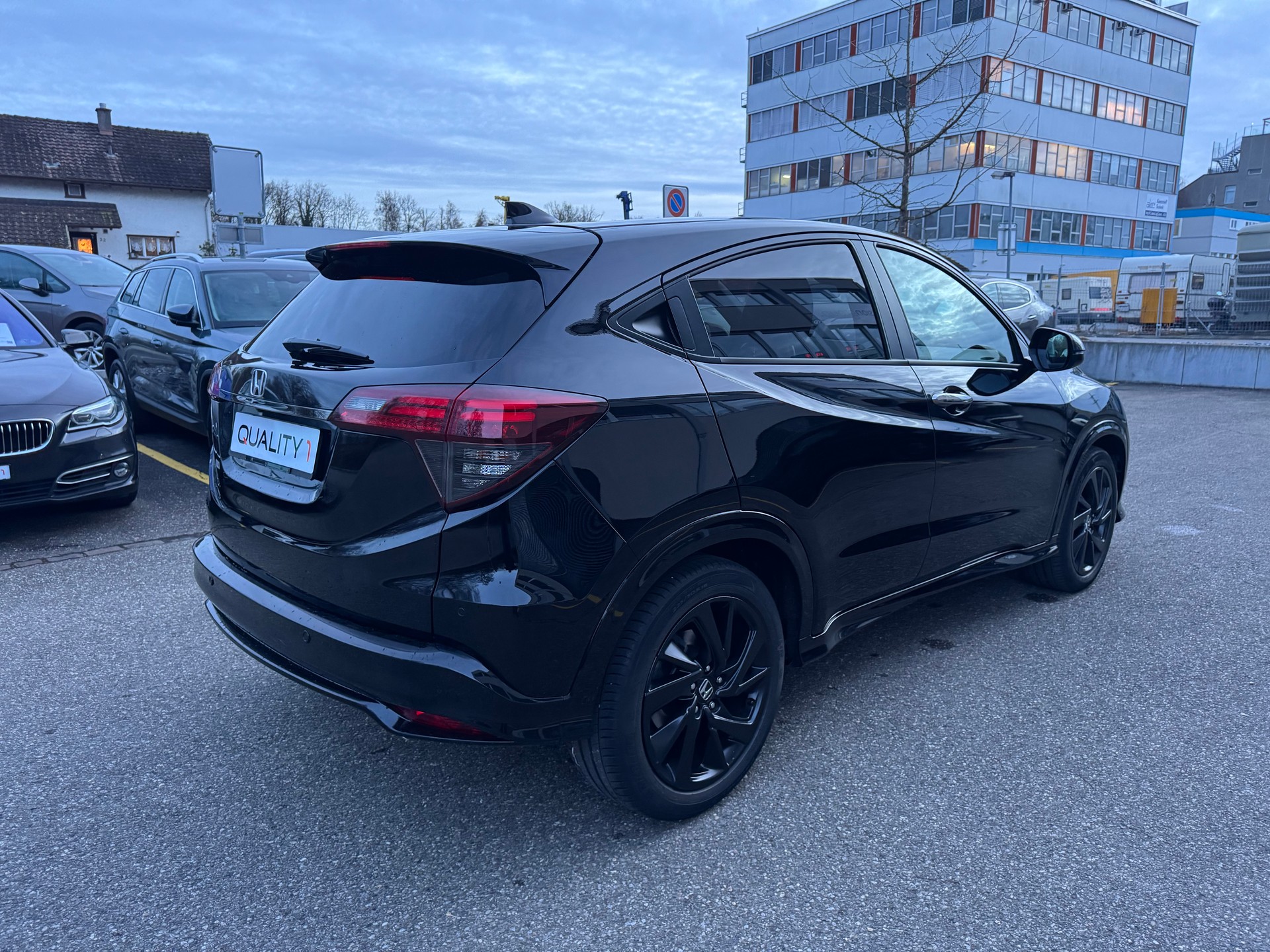 HONDA HR-V 1.5i-VTEC Turbo CVT-image-5