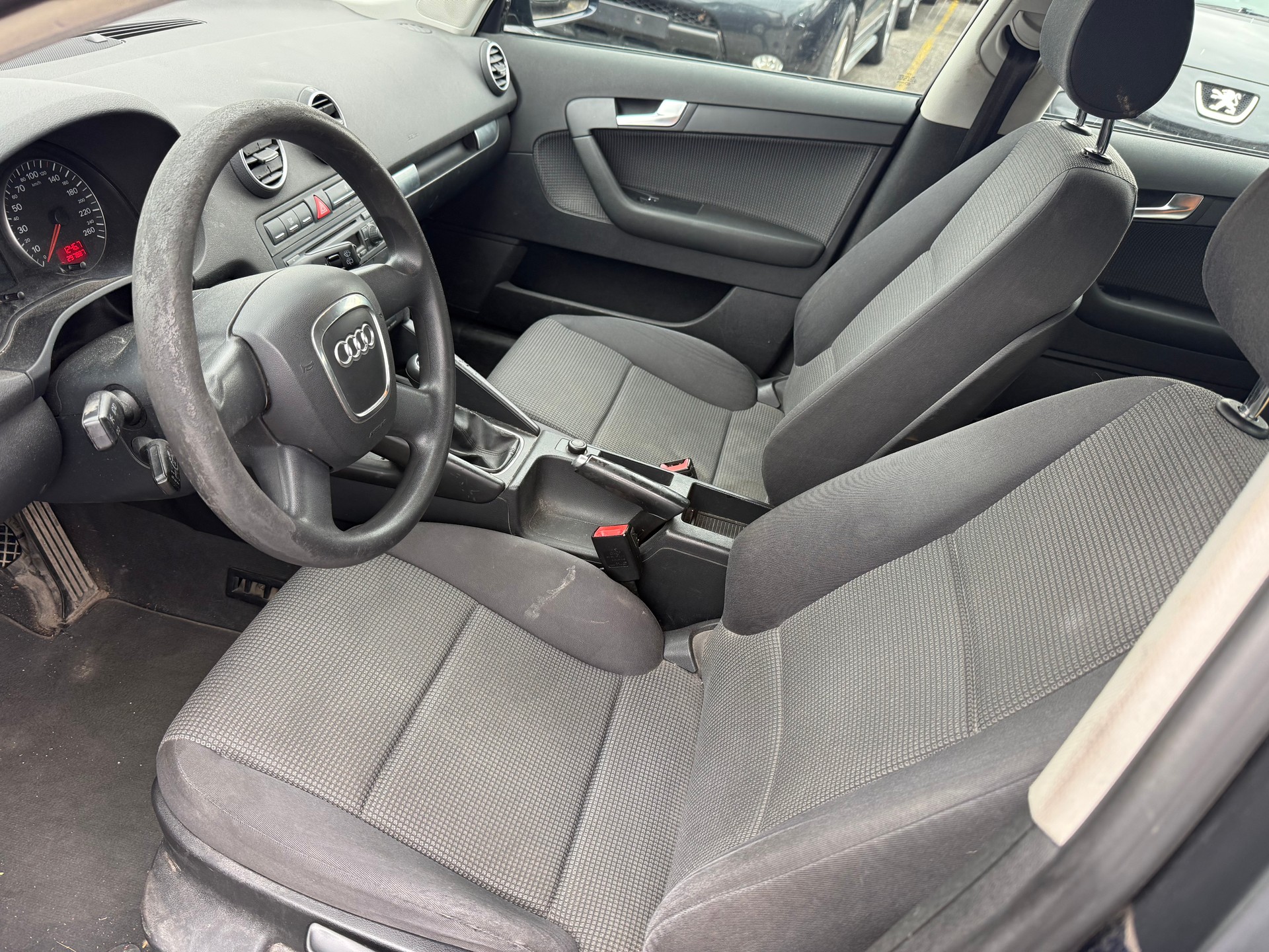 AUDI A3 2.0 TDI Ambition-image-7