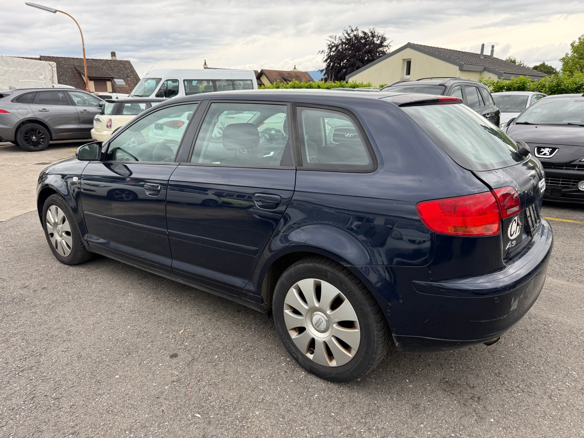 AUDI A3 2.0 TDI Ambition-image-2