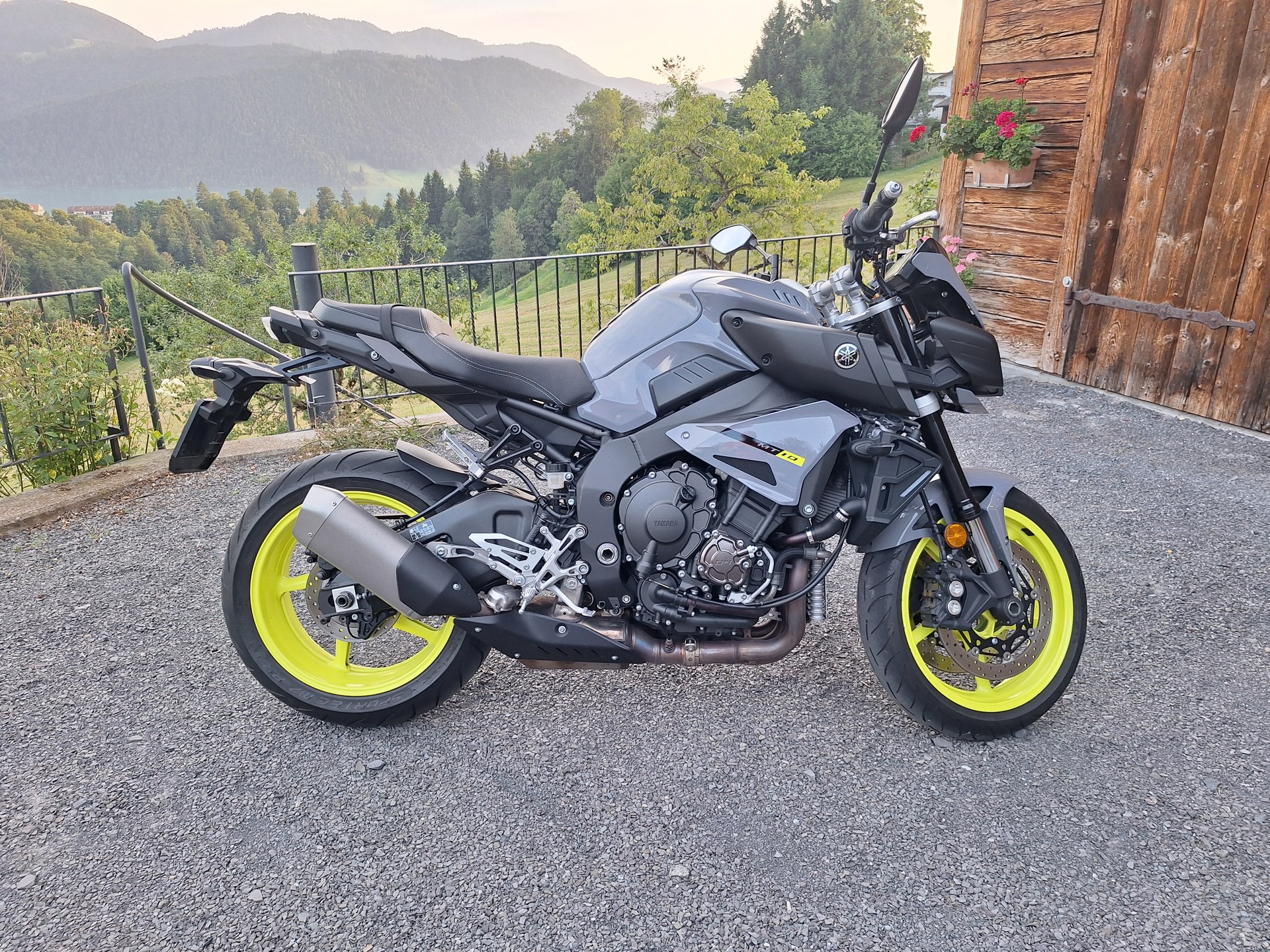 YAMAHA MT-10 ABS-image-0