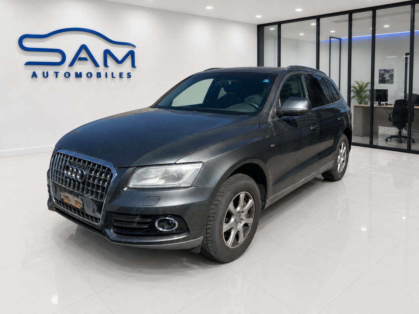 AUDI Q5 S-LINE 3.0 TDI quattro S-tronic