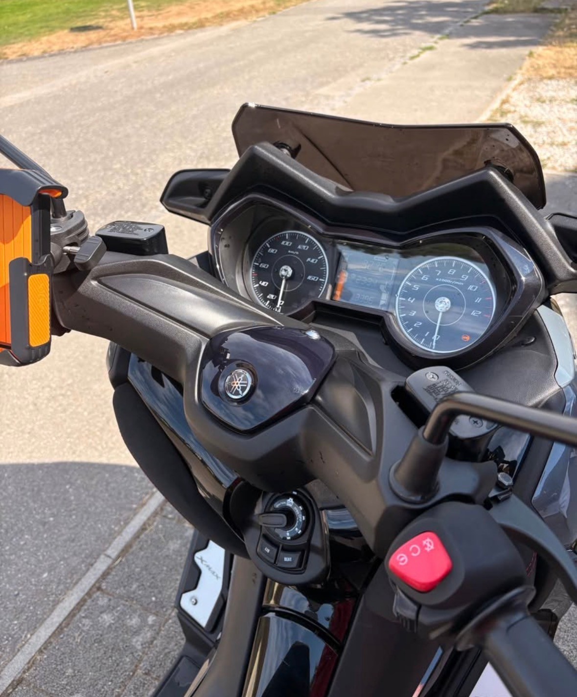 YAMAHA X-Max YP 125 Tech Max-image-5