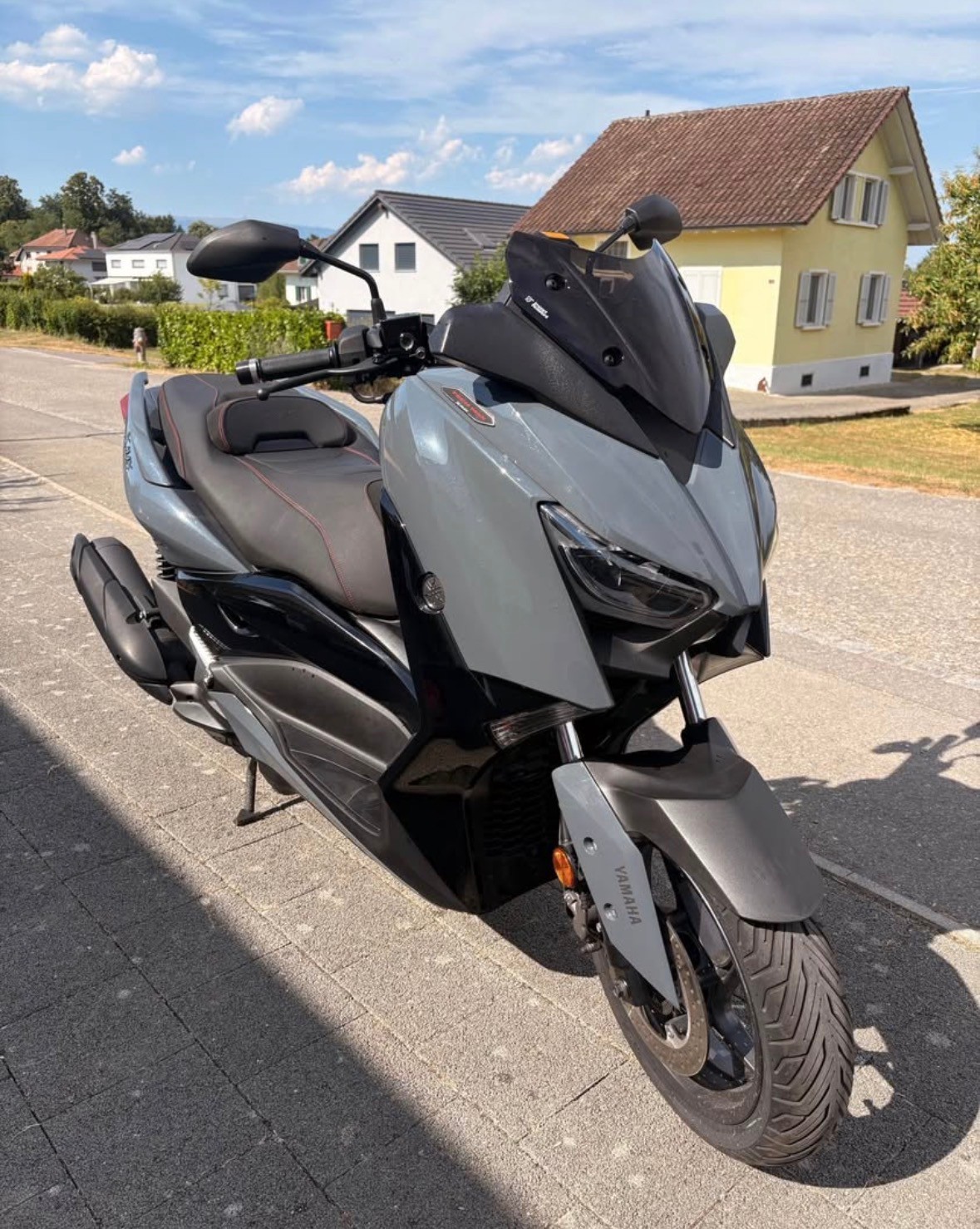 YAMAHA X-Max YP 125 Tech Max-image-1