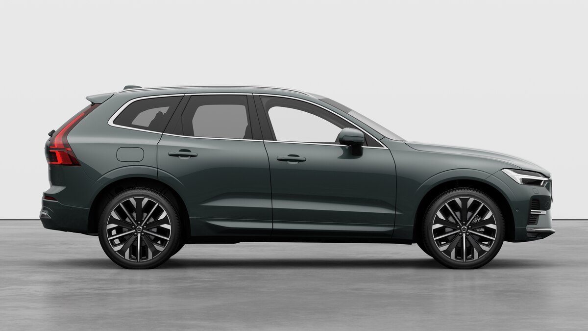 VOLVO XC60 2.0 B5 MH Ultra Bright AWD-showroom-element-3