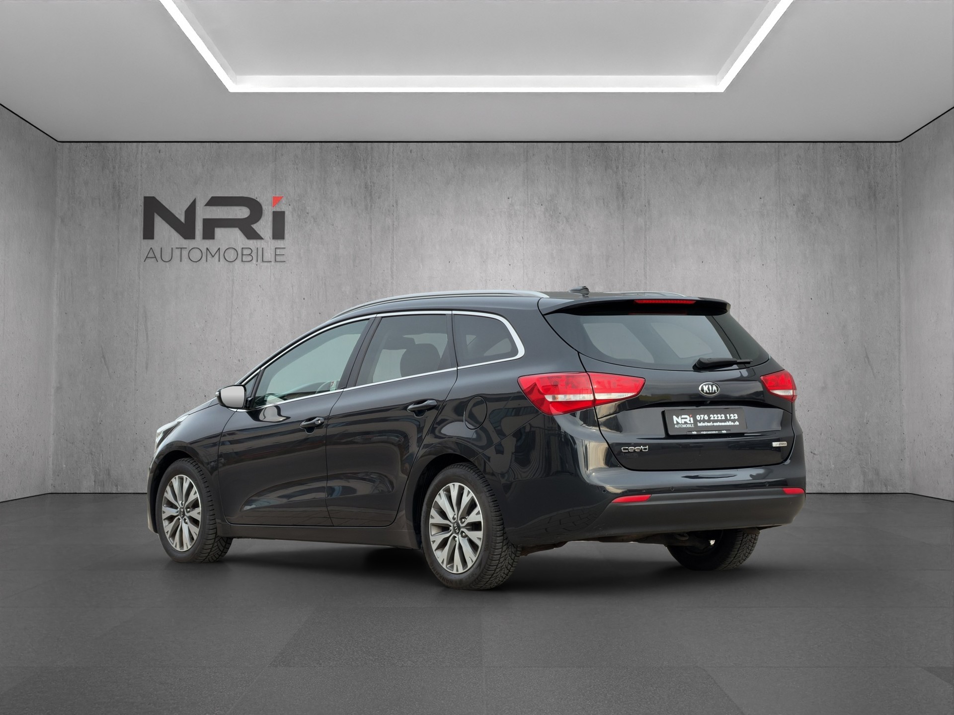 KIA Cee'd Sportswagon 1.6 CRDi Trend-image-6