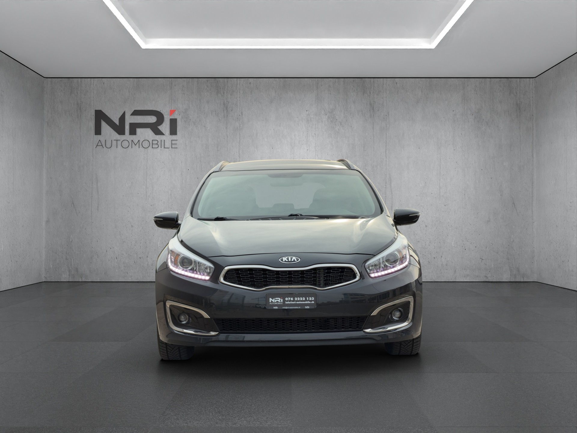 KIA Cee'd Sportswagon 1.6 CRDi Trend-showroom-element-1