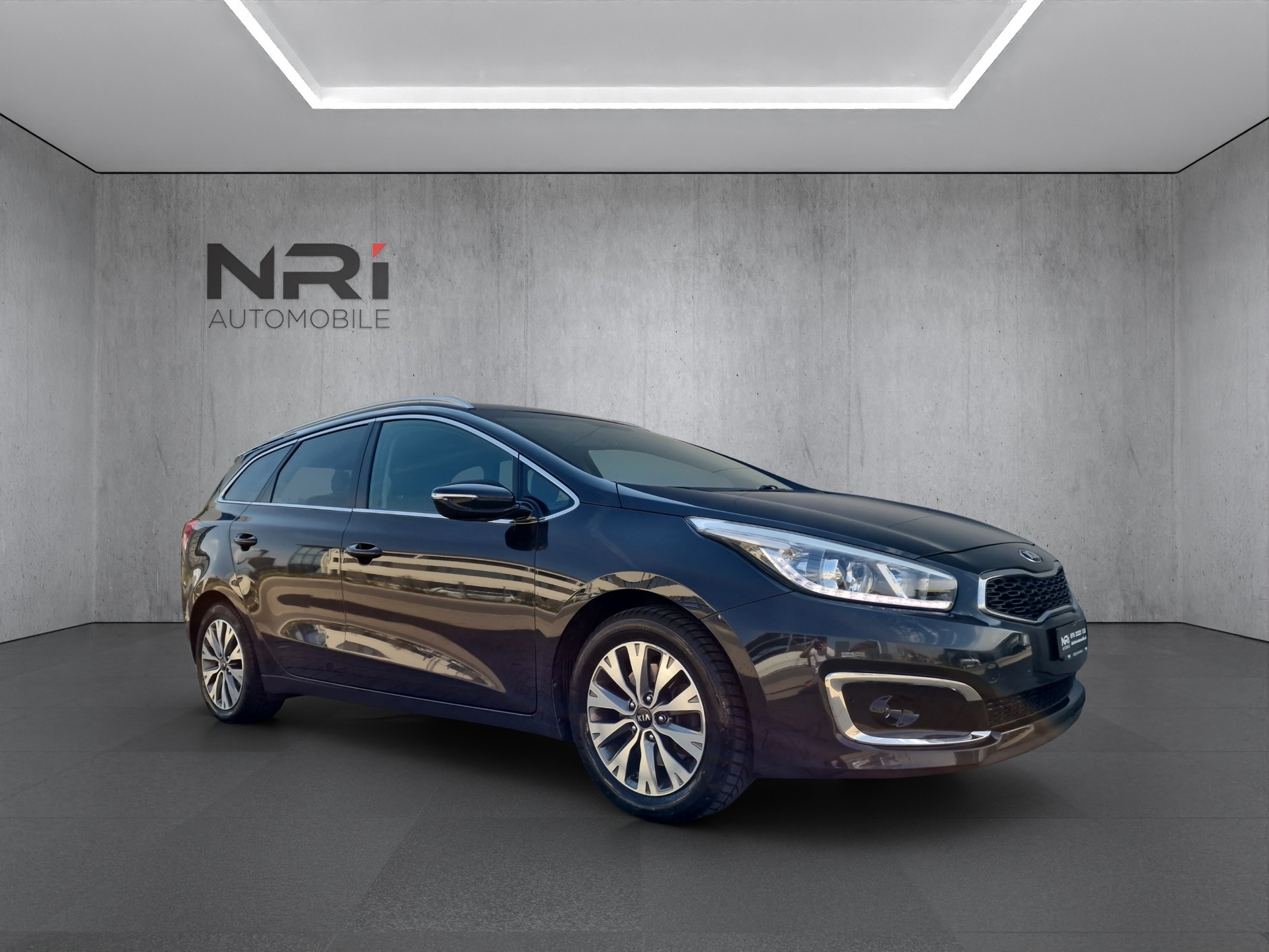KIA Cee'd Sportswagon 1.6 CRDi Trend-showroom-element-2