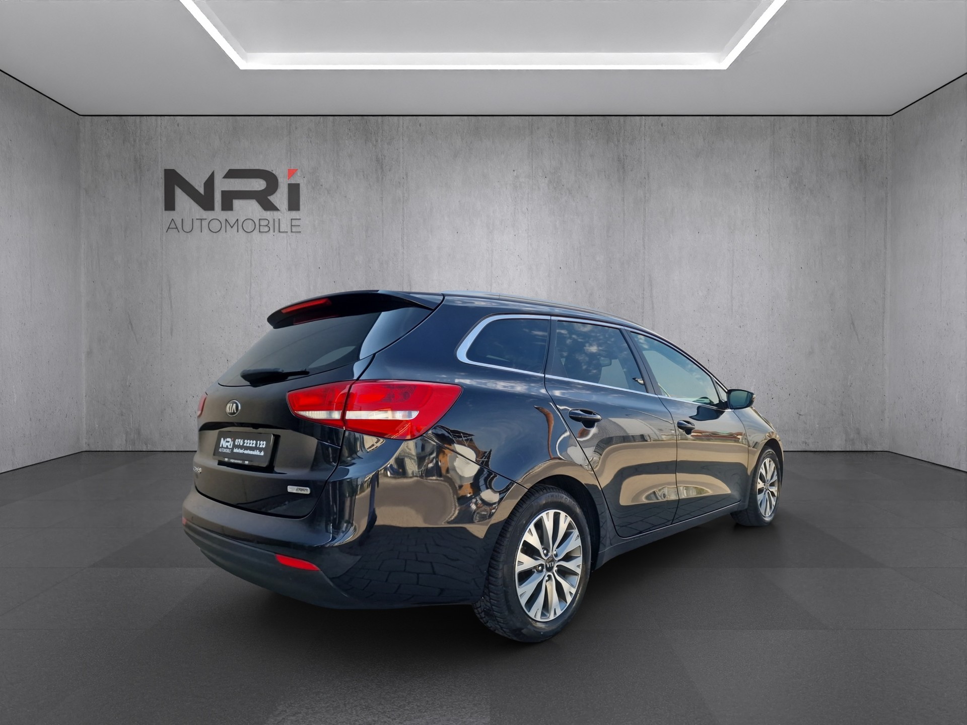 KIA Cee'd Sportswagon 1.6 CRDi Trend-image-4