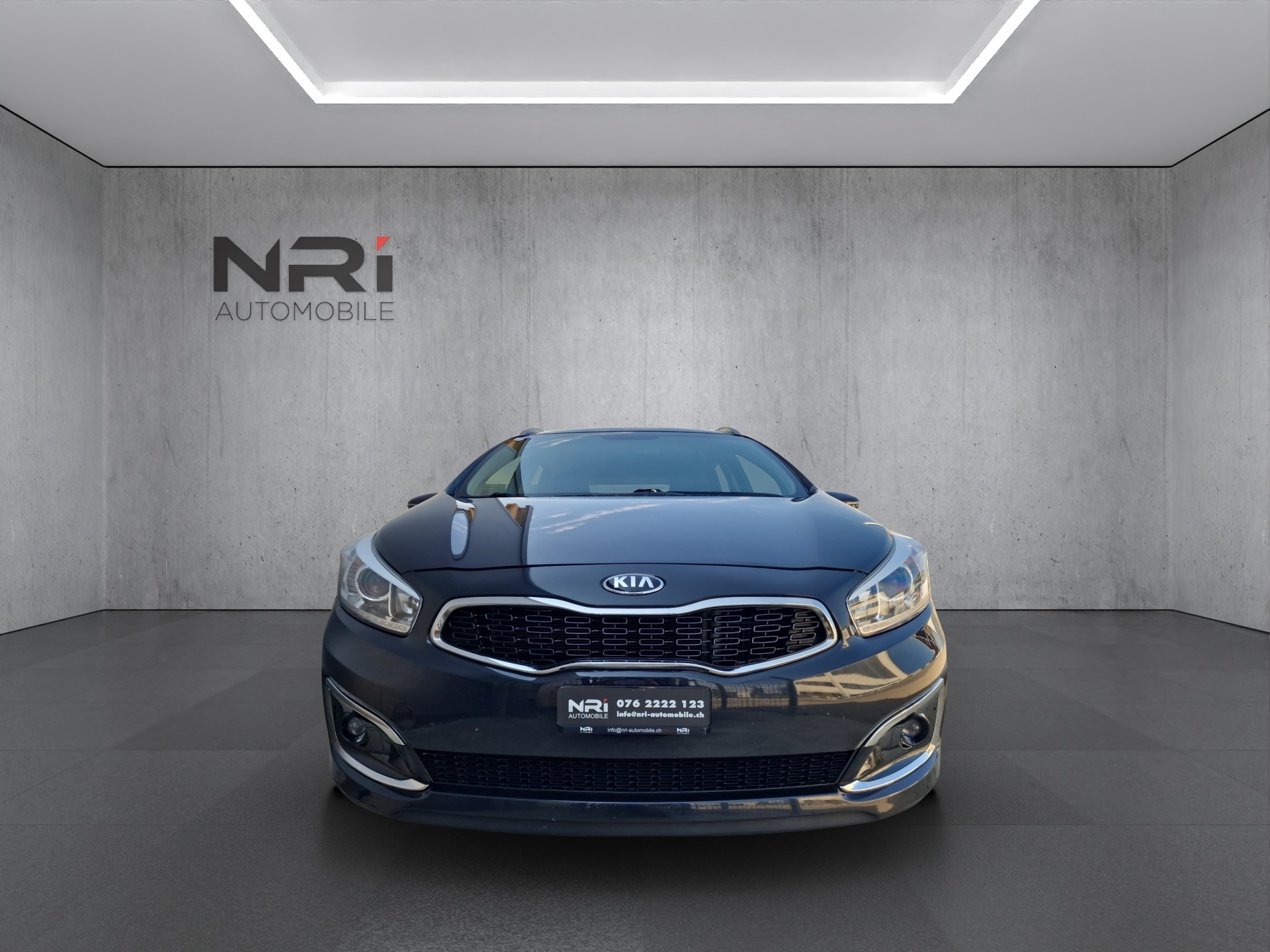 KIA Cee'd Sportswagon 1.6 CRDi Trend-showroom-element-1