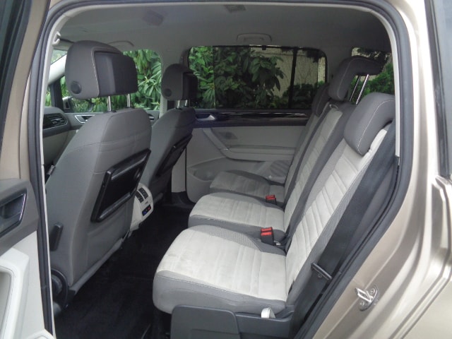VW Touran 1.8 TSI BlueMotion Technology Highline DSG-image-7