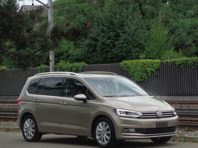 VW Touran 1.8 TSI BlueMotion Technology Highline DSG-image-13