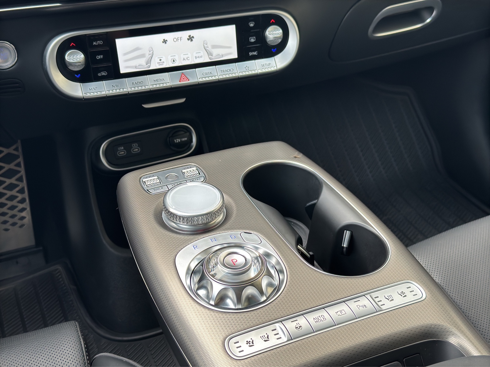 GENESIS GV60 Dual Motor Sport Plus AWD-image-10