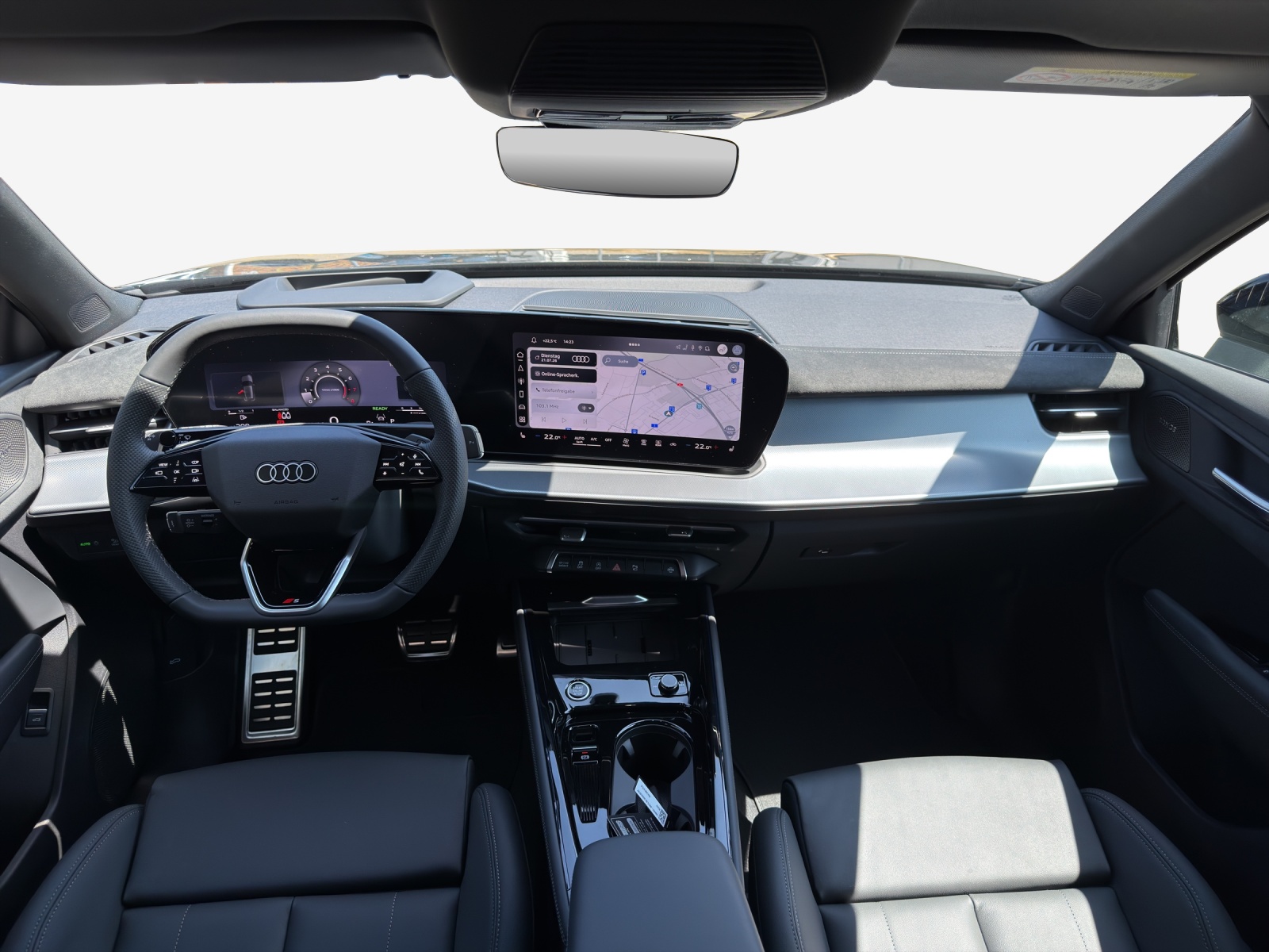 AUDI Q3 Sportback TFSI quattro 195 kW S tronic-image-8
