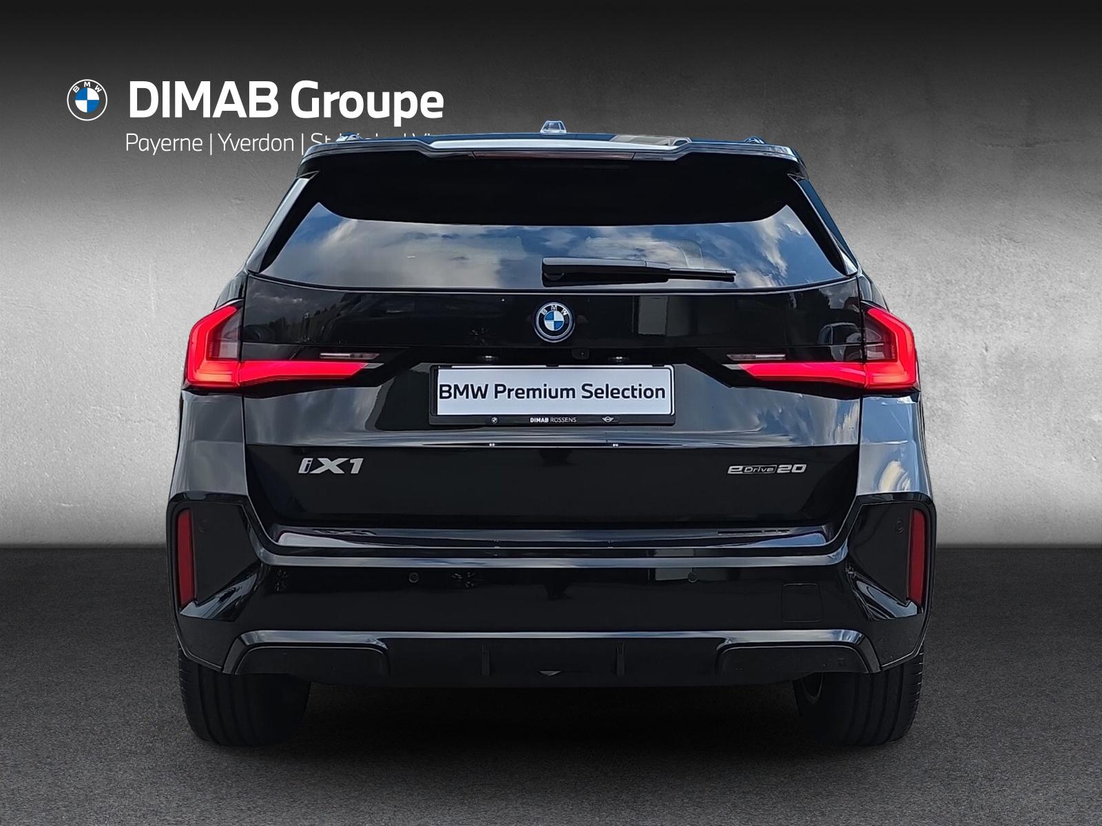 BMW iX1 20 M Sport eDrive U11 (CH) AHK 750KG **100 % électrique**-image-3