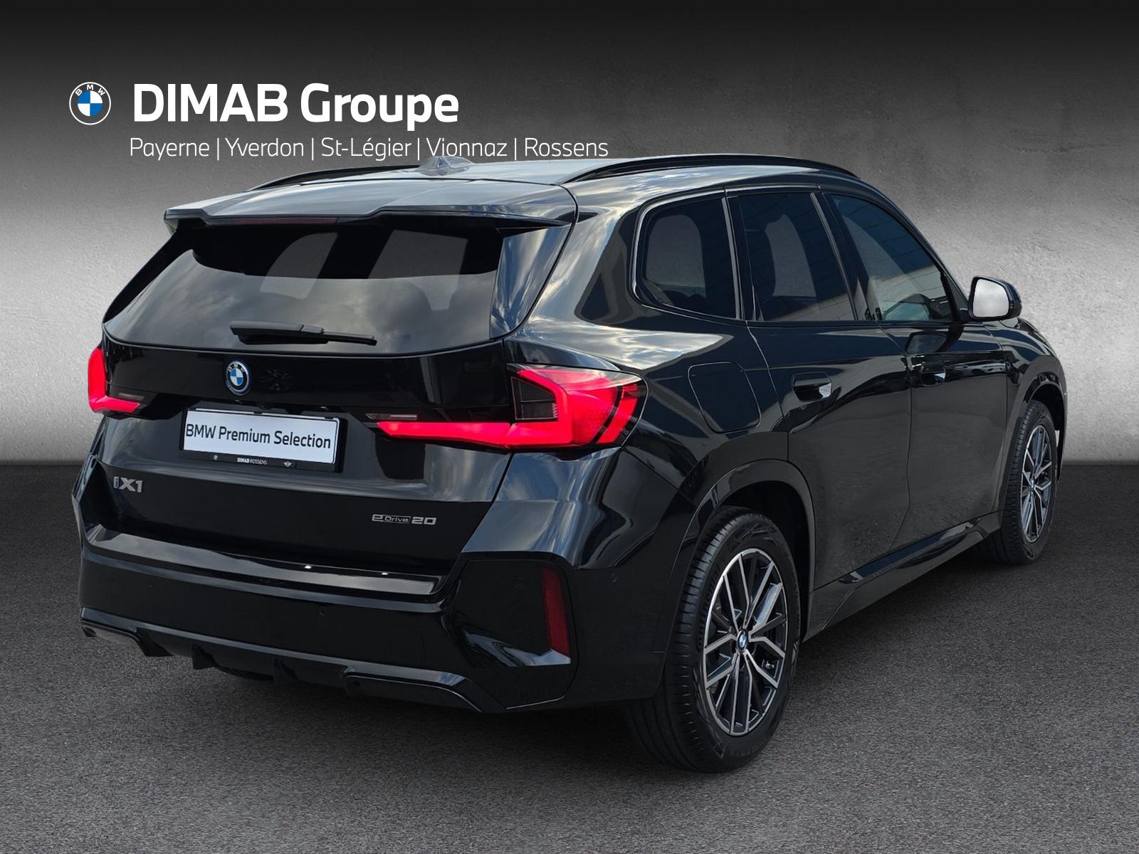 BMW iX1 20 M Sport eDrive U11 (CH) AHK 750KG **100 % électrique**-image-4