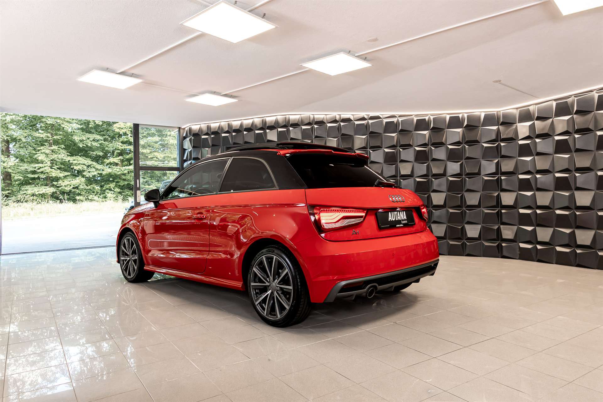 AUDI A1 1.0 TFSI Sport-showroom-element-2