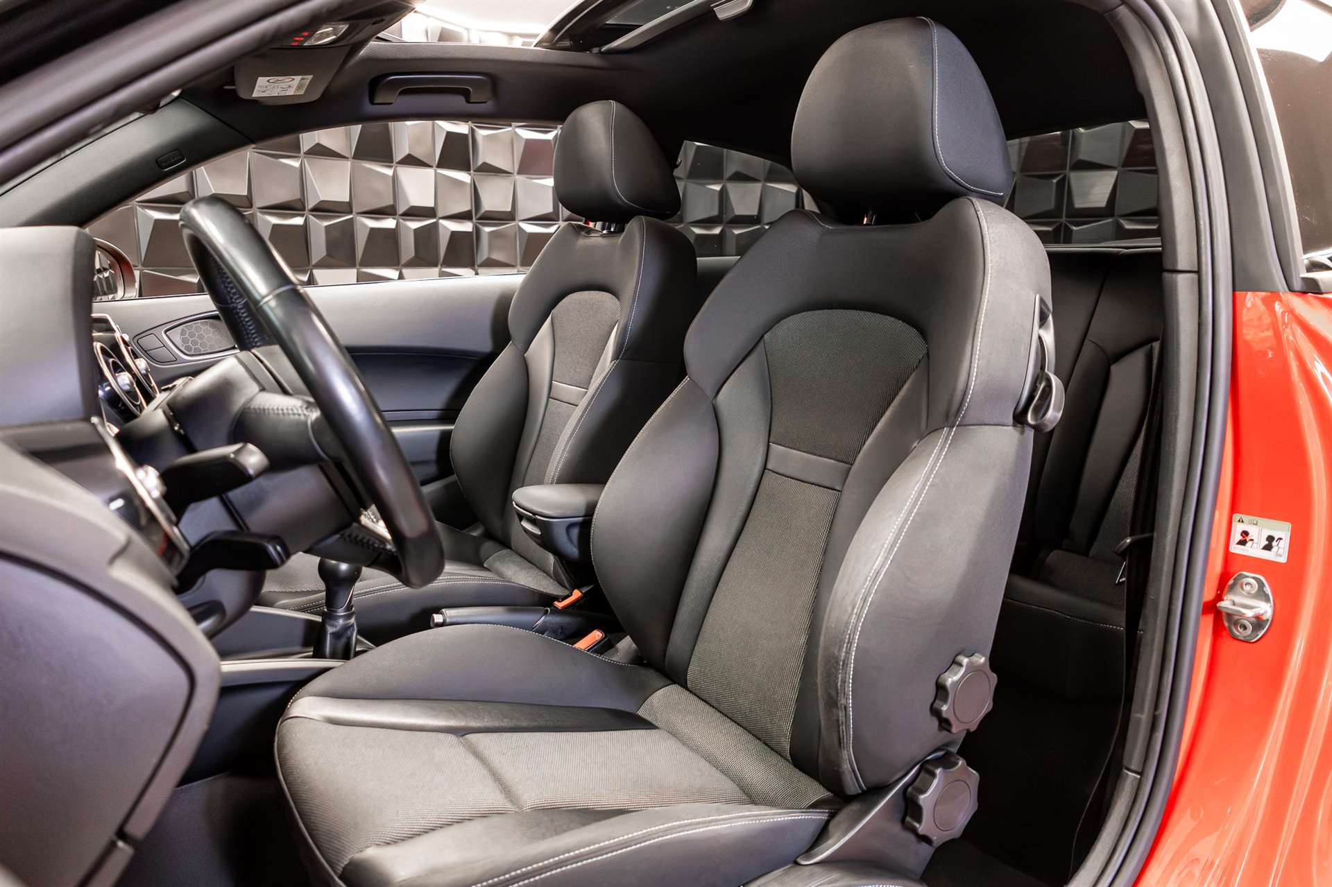 AUDI A1 1.0 TFSI Sport-image-13
