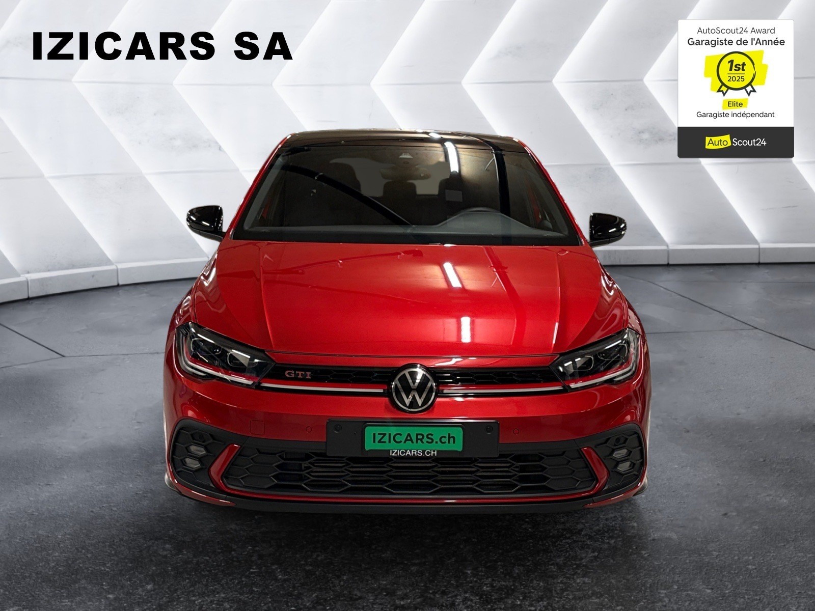 VW Polo 2.0 TSI GTI DSG / CAMERA DE RECUL / TOIT NOIRE / CLIM AUTO-showroom-element-2