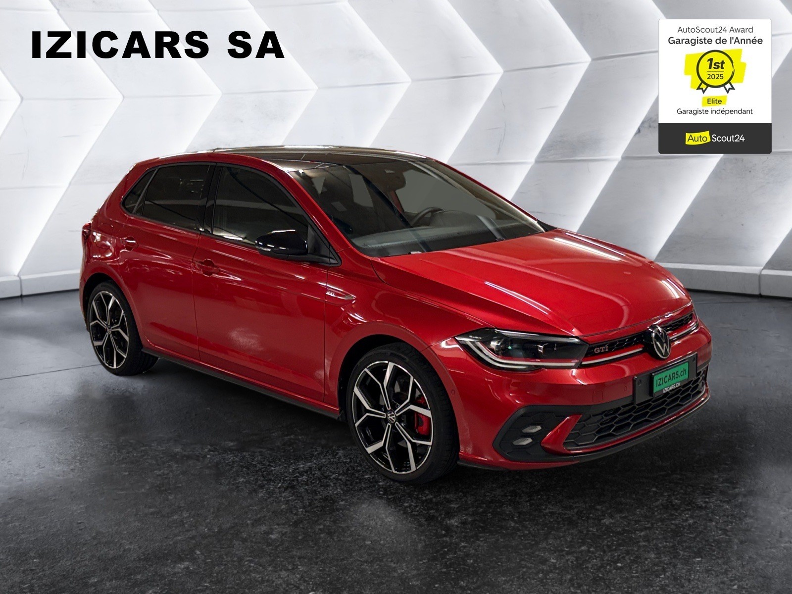 VW Polo 2.0 TSI GTI DSG / CAMERA DE RECUL / TOIT NOIRE / CLIM AUTO-showroom-element-3