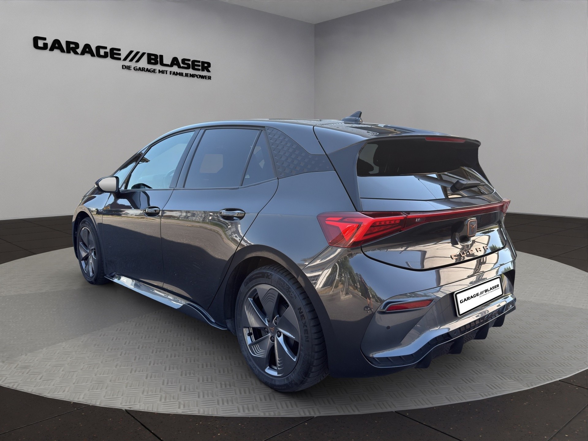CUPRA Born 58 kWh Sensacion-showroom-element-2