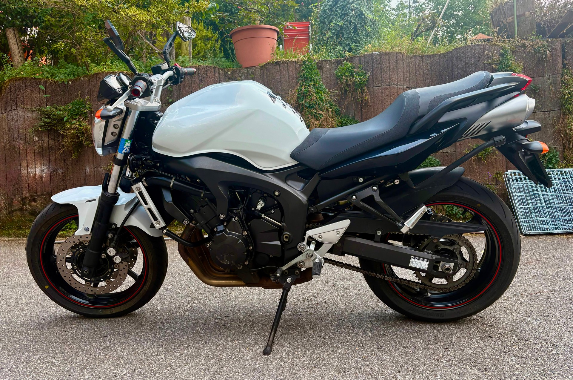 YAMAHA FZ6 N S2 ABS (25kW)-image-4